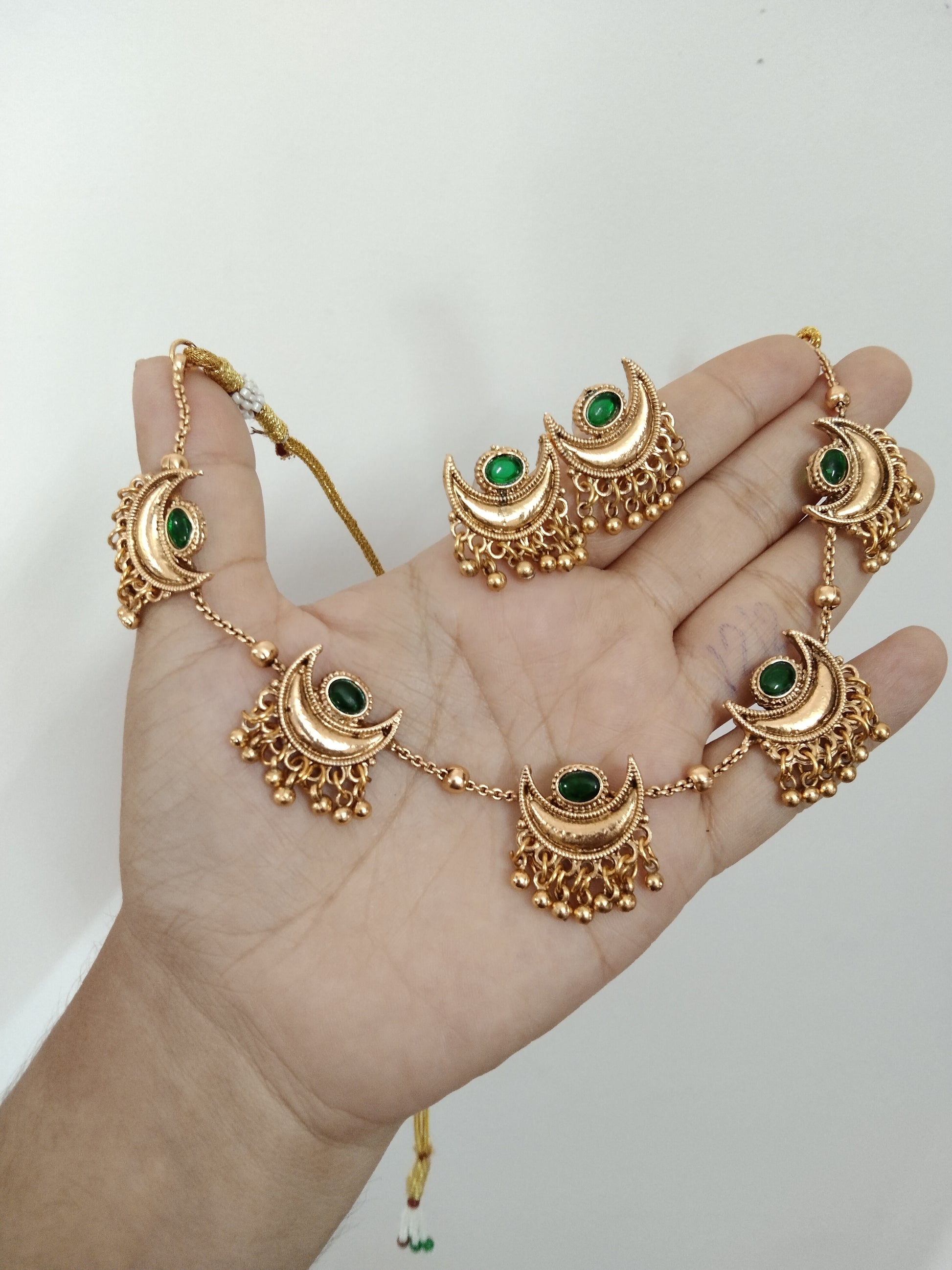Half Moon Necklace Set V2