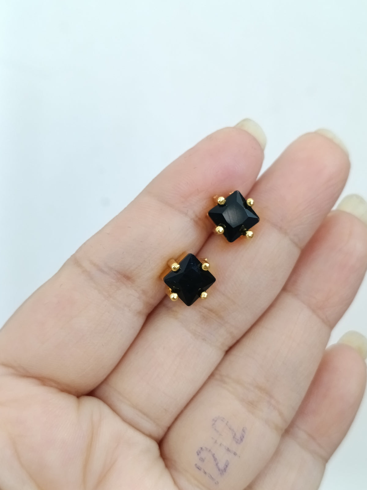 Micro Polish Sufi Stone Stud Earring