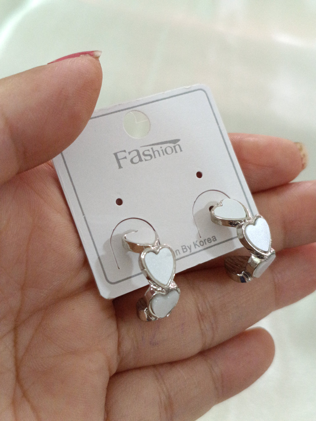 Budget Earring V4