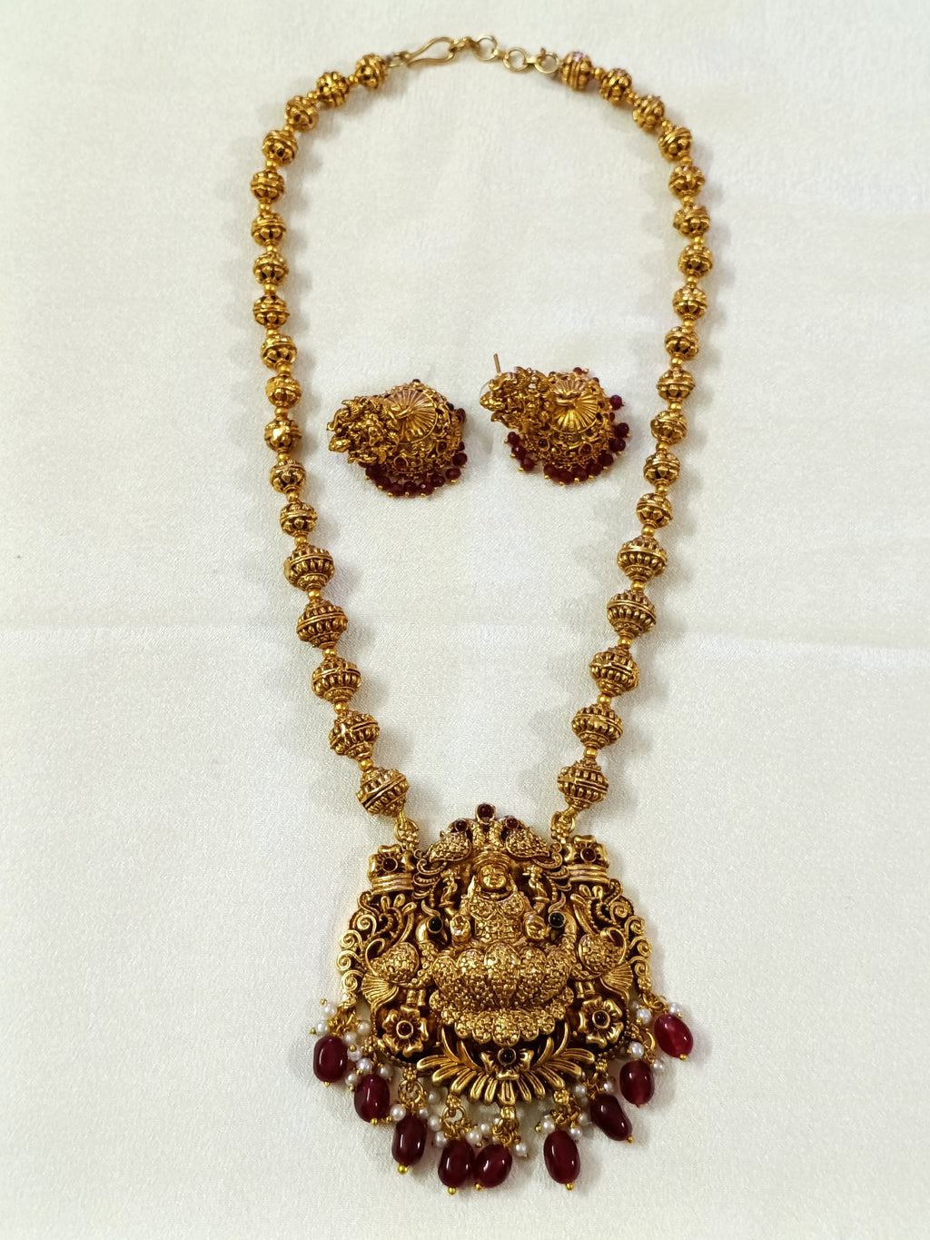 Nagas Lakshmi Pendant Mid Long Necklace Set