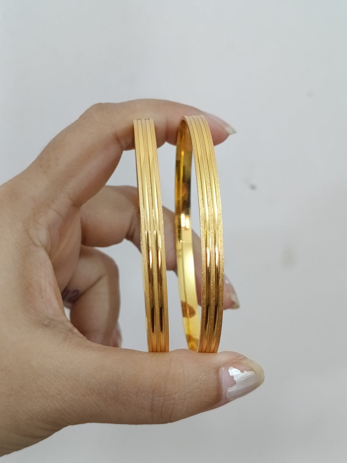 Micro Polish Bangle of 2 V10