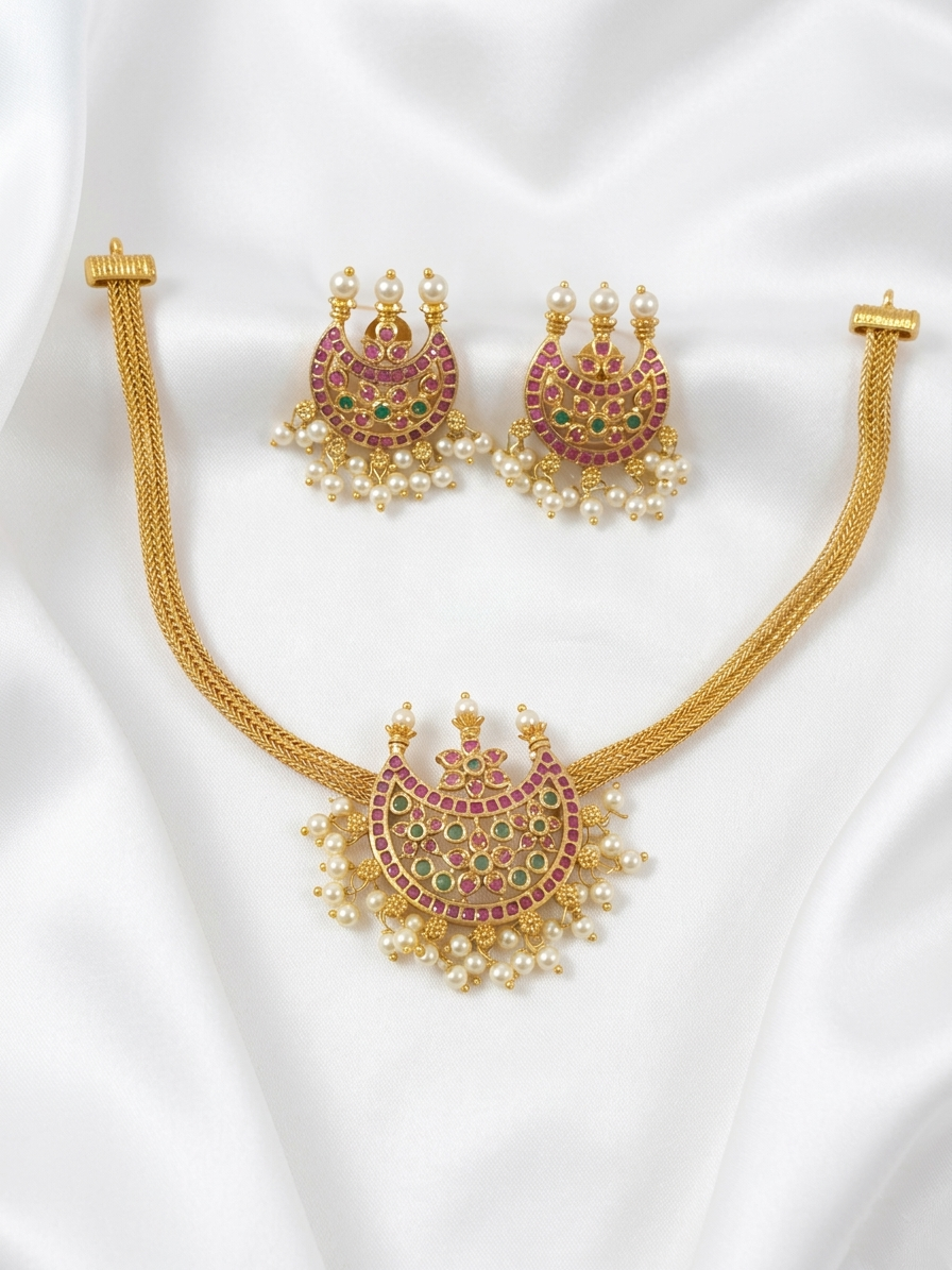 Non Idol AD Choker Set