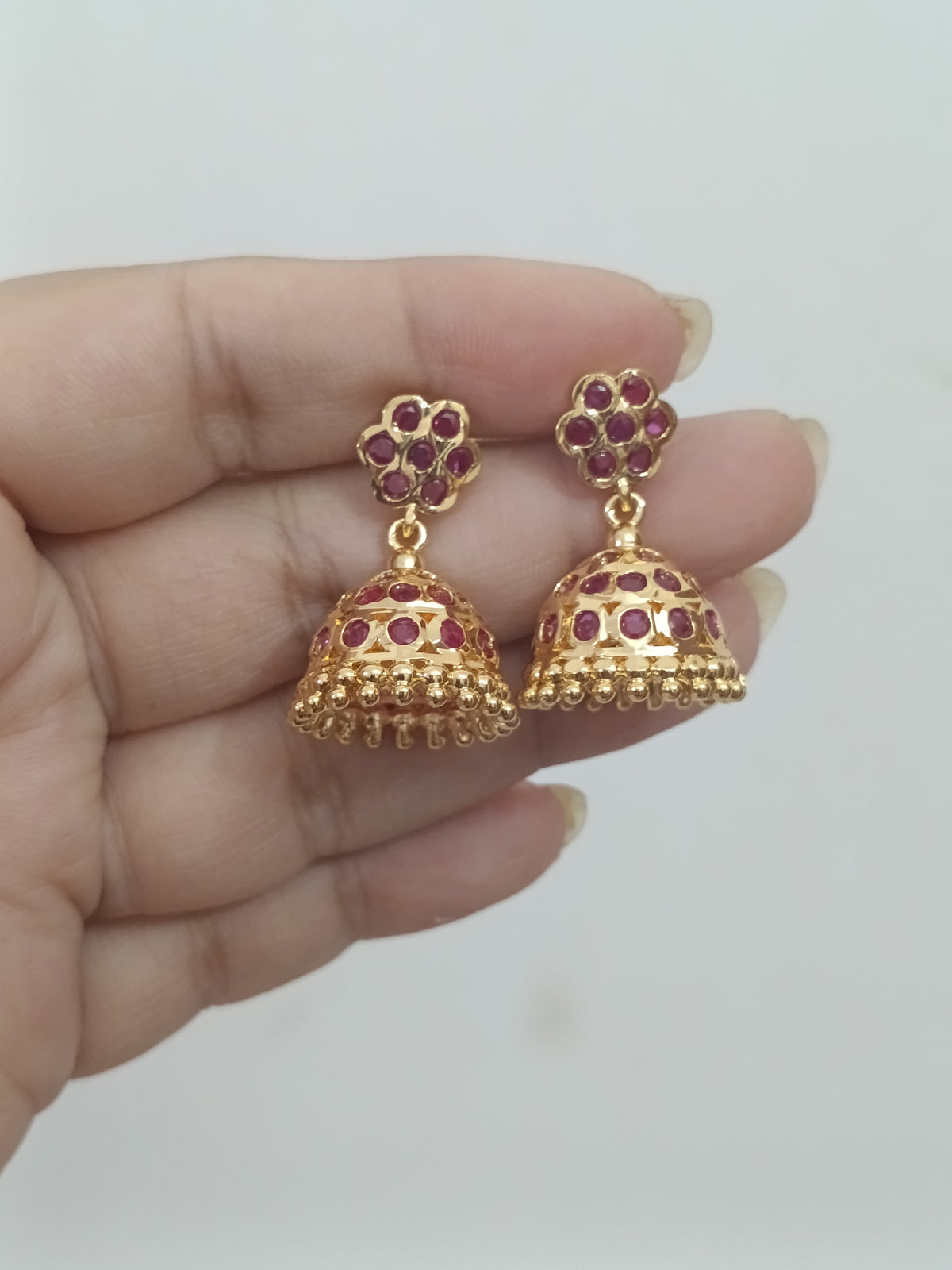 Micro Polish Impon Earring V9