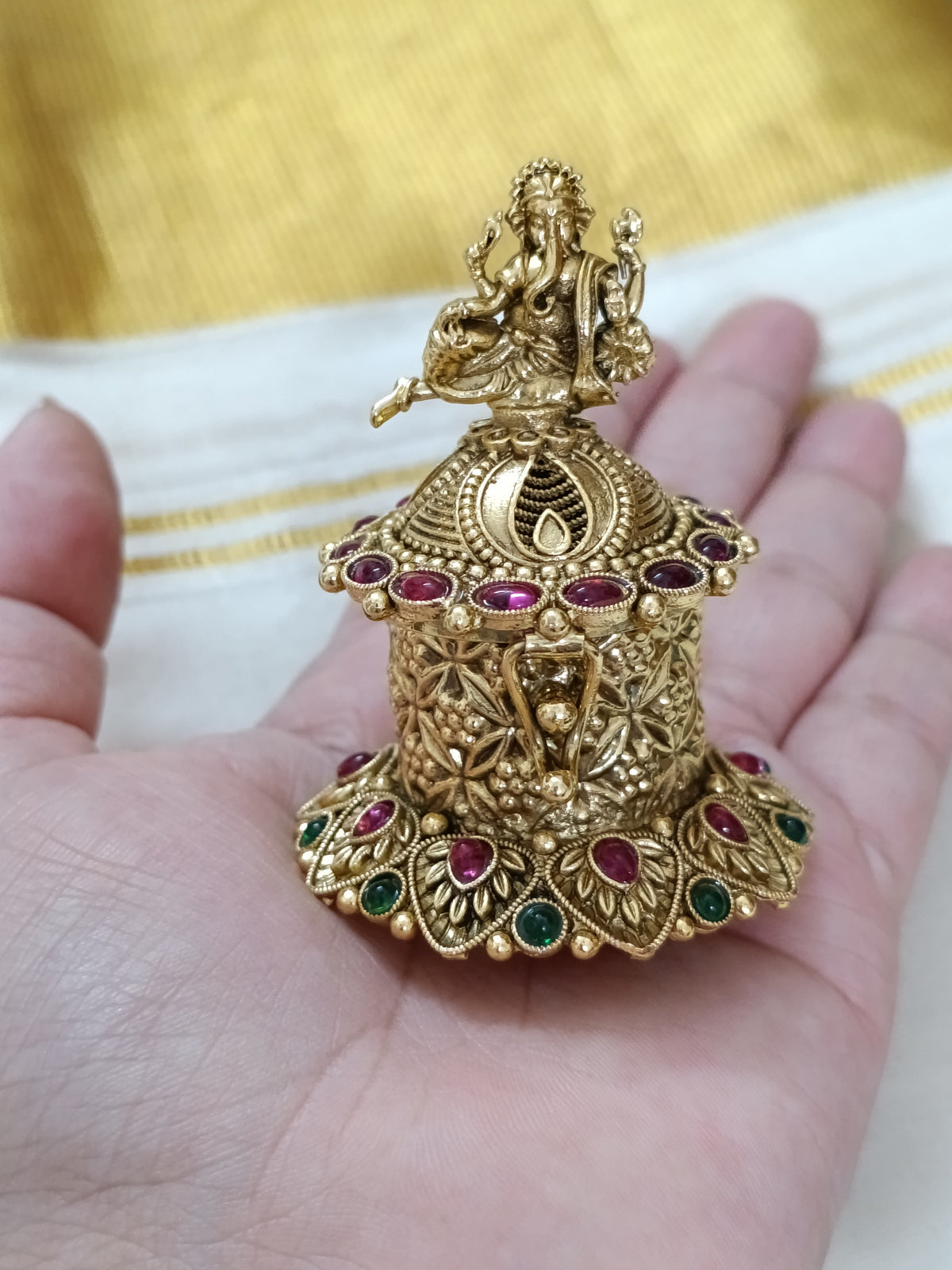 Ganesha Kumkum Box V9
