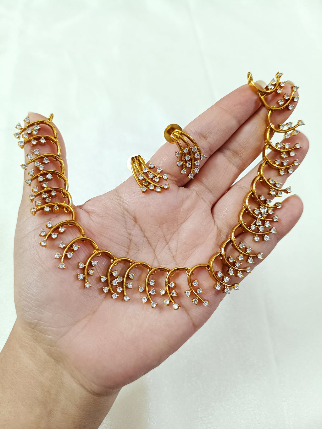 AD Droplet Necklace Set