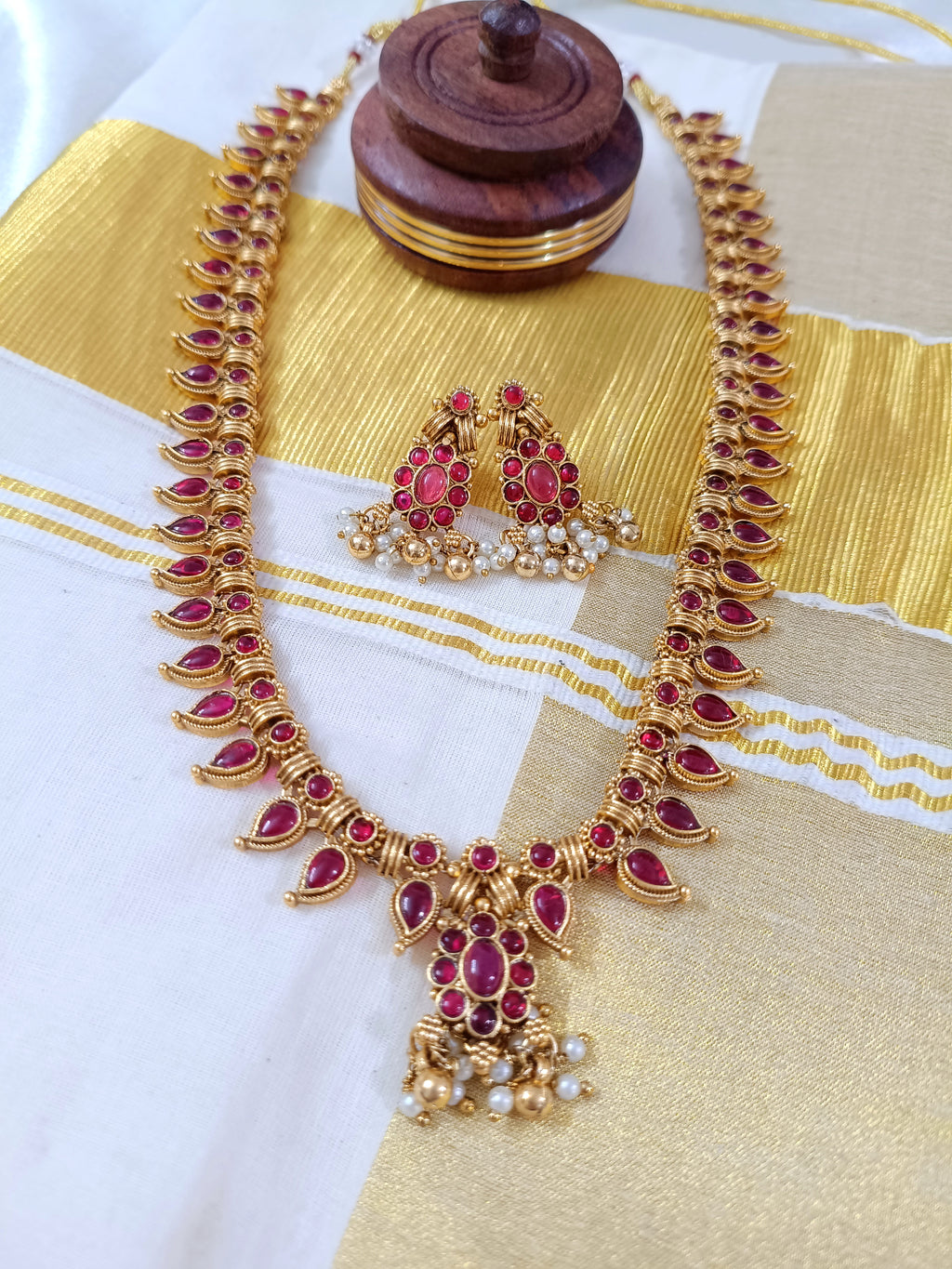 Mullamottu Long Necklace Set