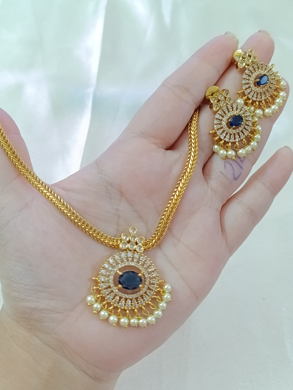 AD Stone Necklace Set V40