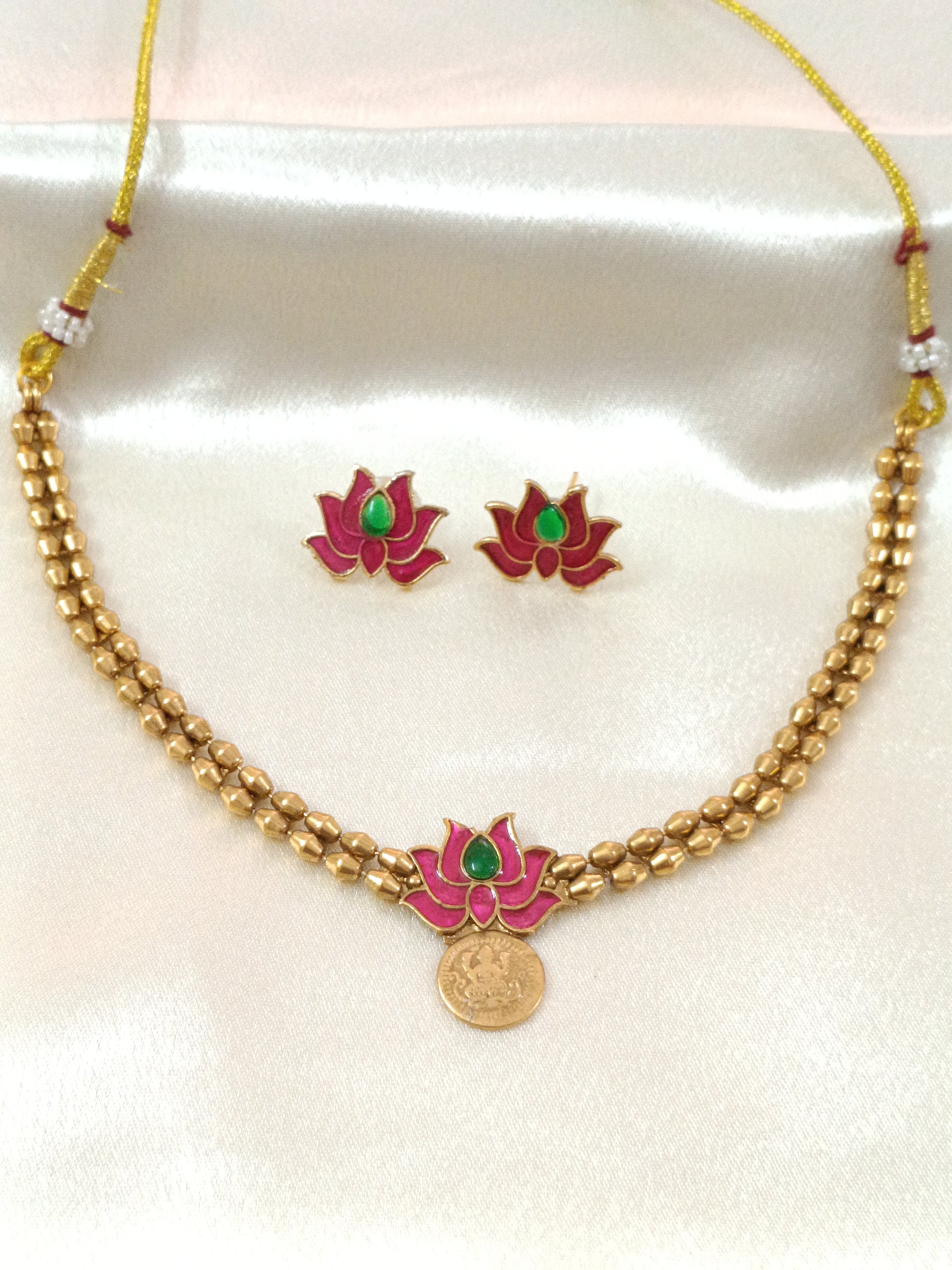 Lotus Coin Pendant Necklace Set V2