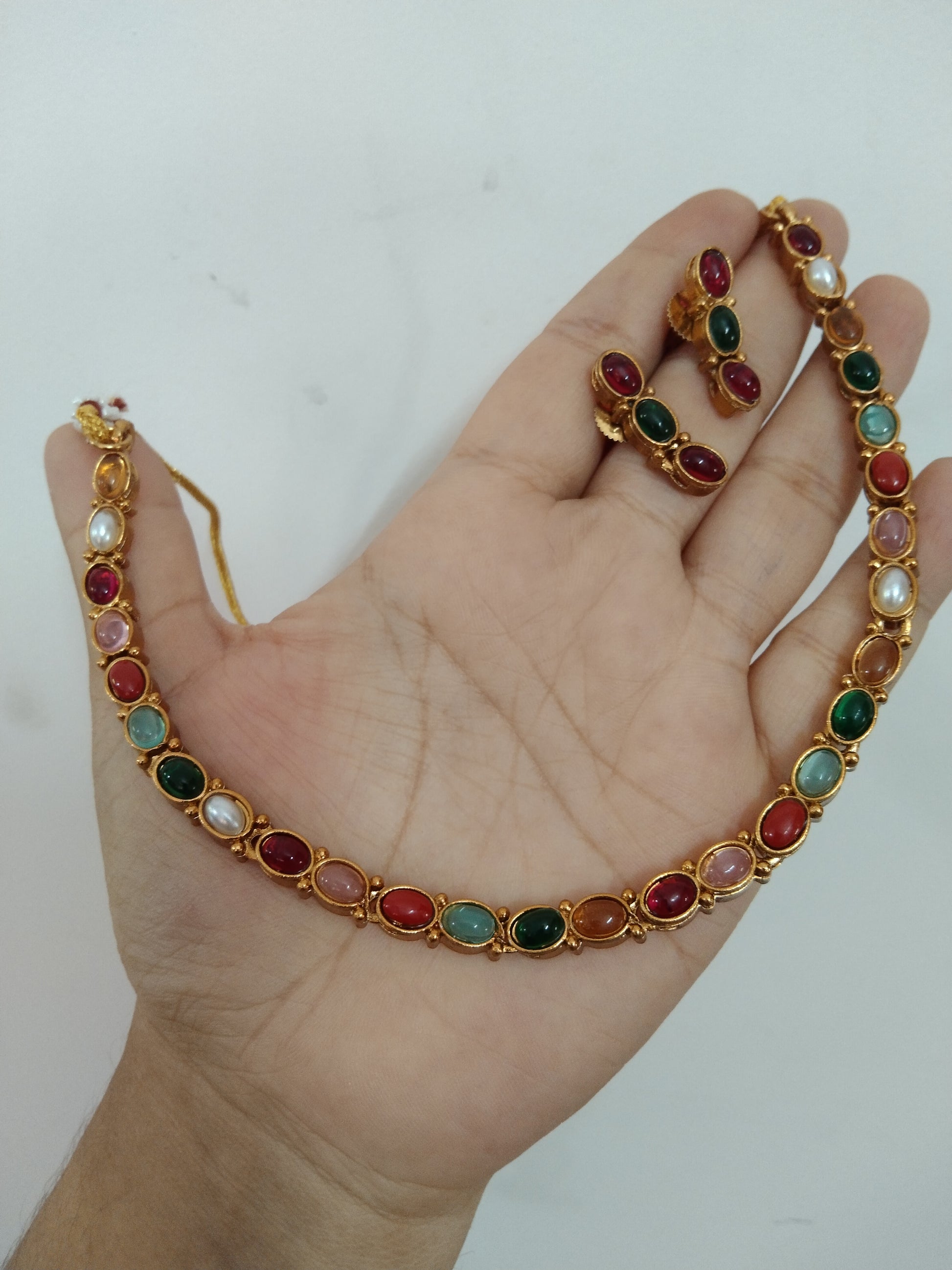 Simple Navaratna Necklace Set