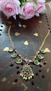 Budget Palakka Short Necklace Set