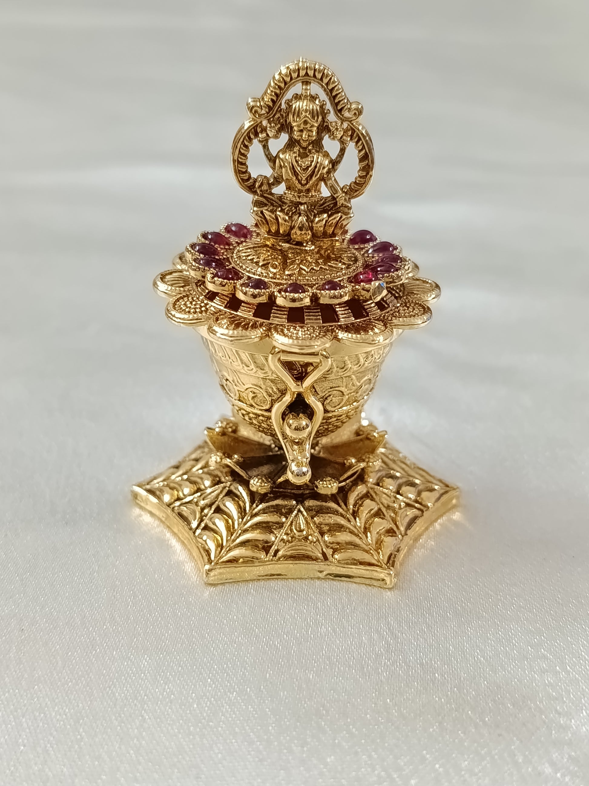 Lakshmi Kumkum Box V6