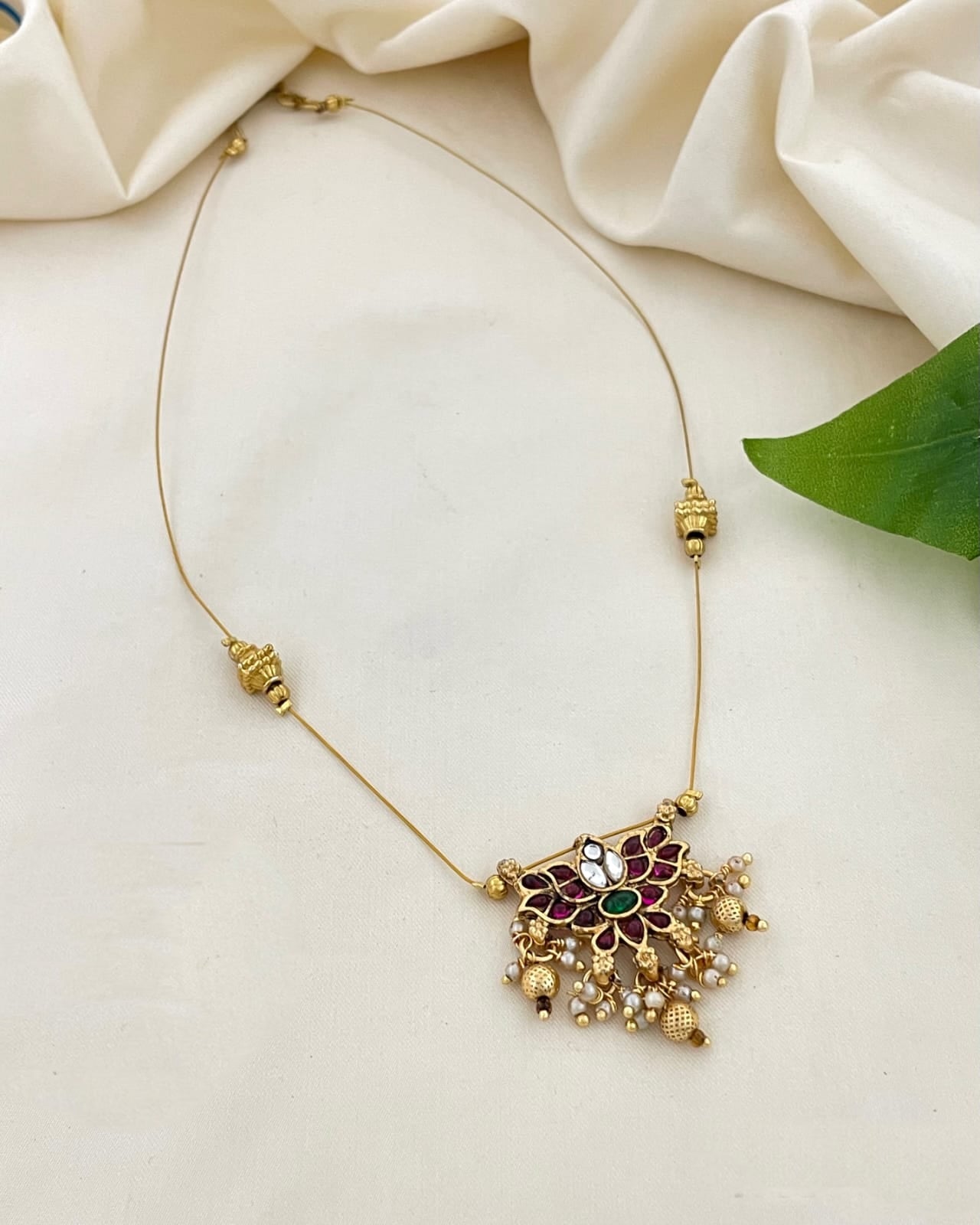 Kemp Lotus Invisible Chain