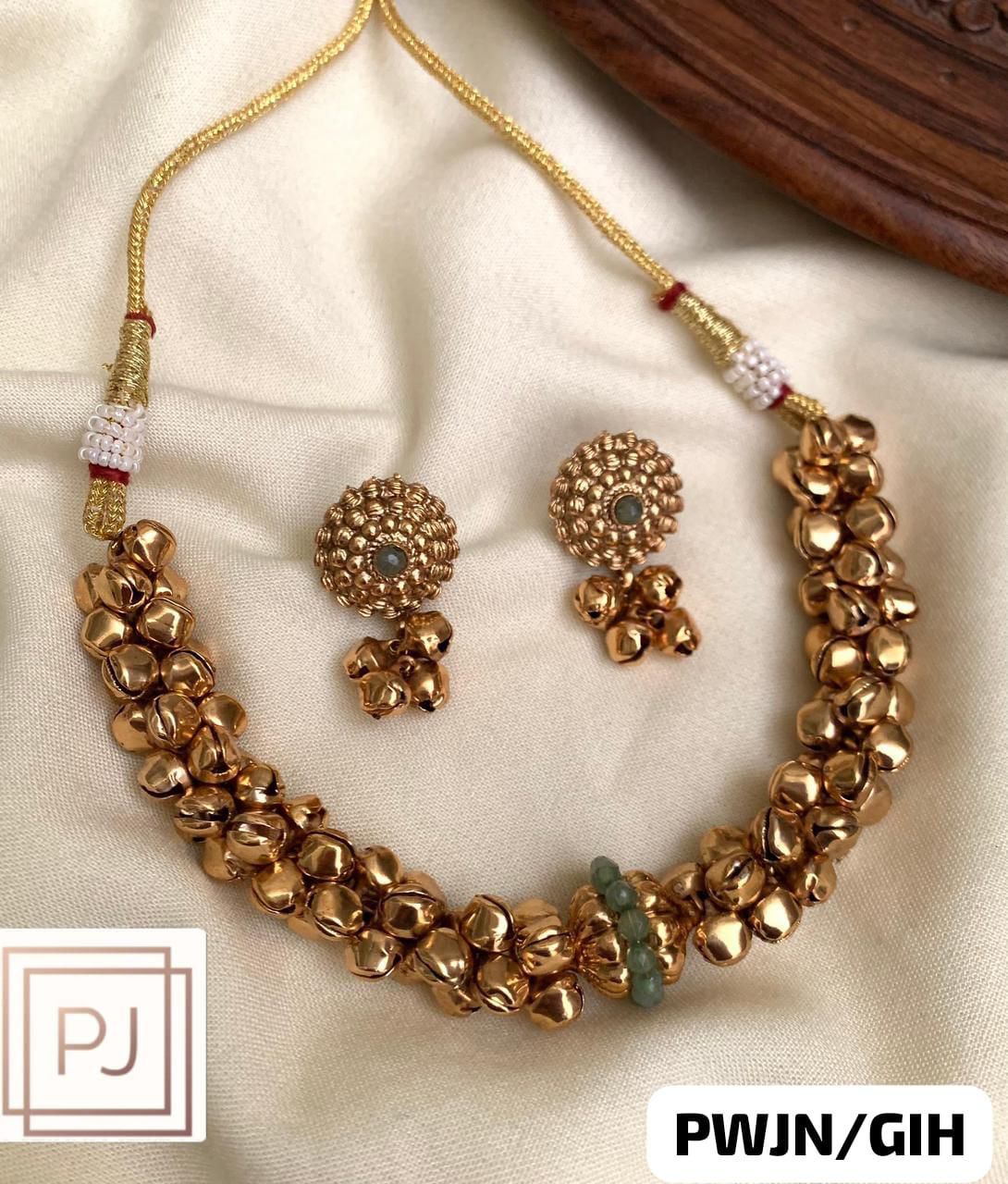 Fusion Bell Necklace Green