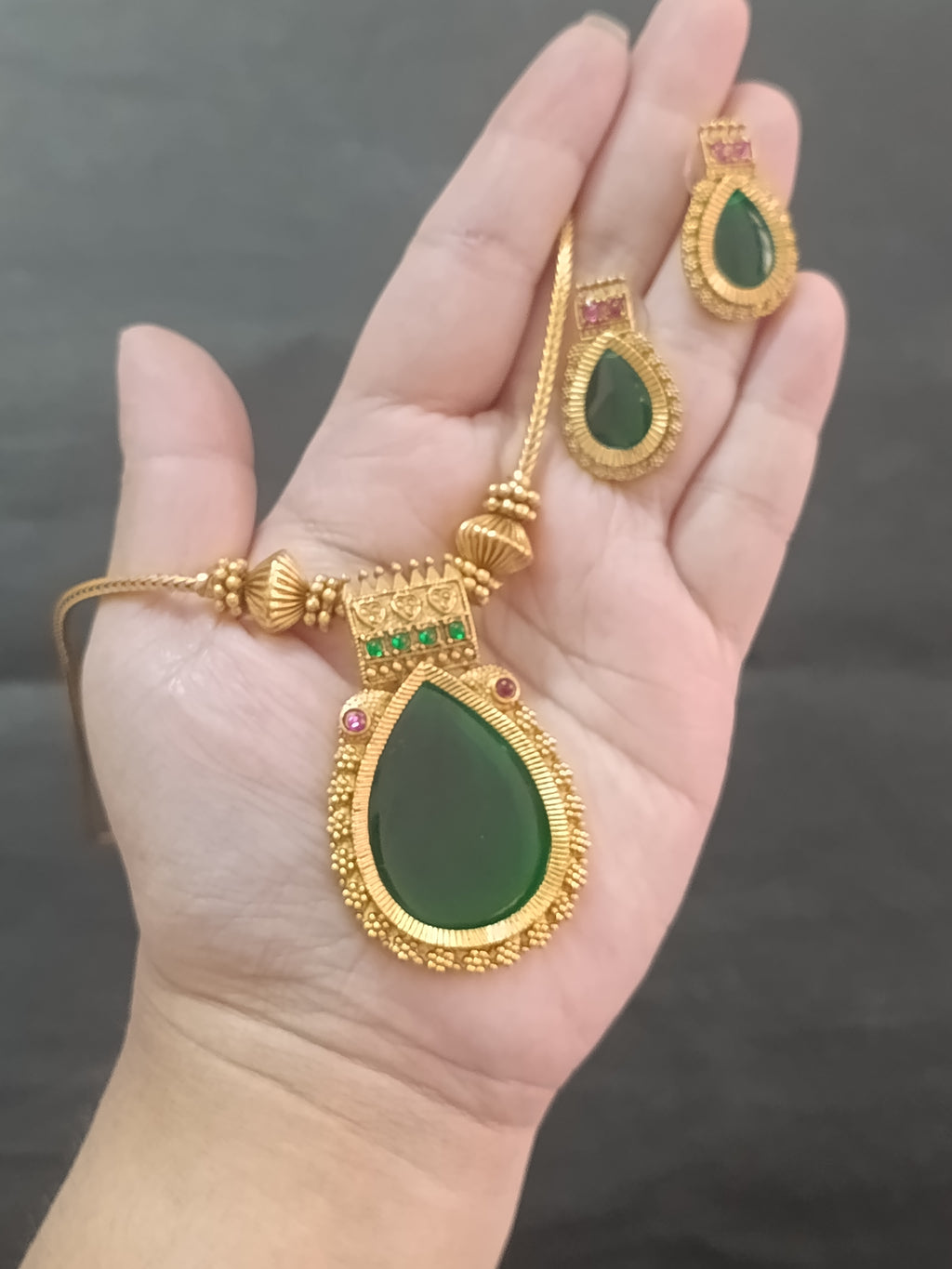 Palakka Gopi Pendant Mid Long Necklace Set V3