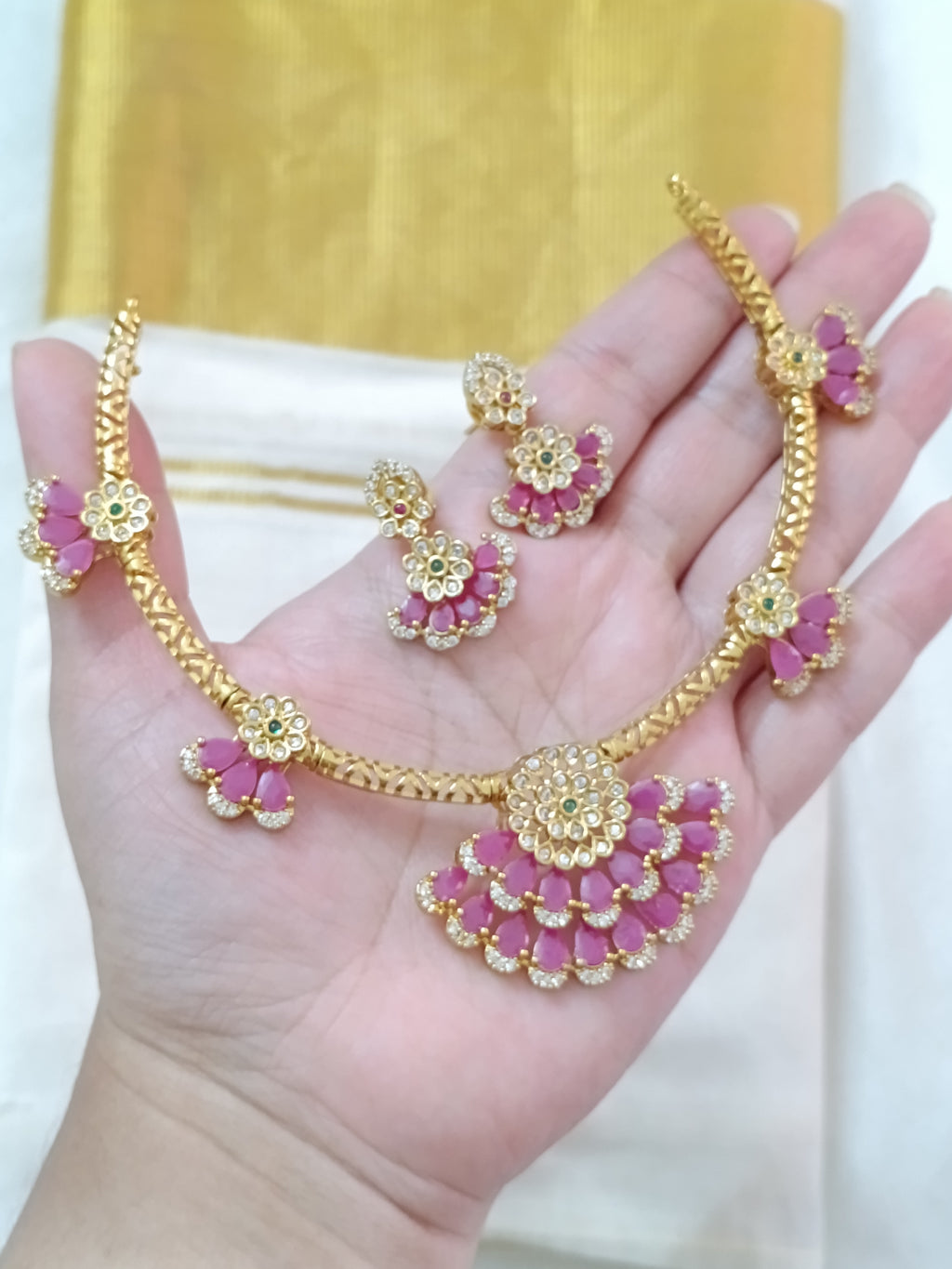 AD Floral Necklace Set V199
