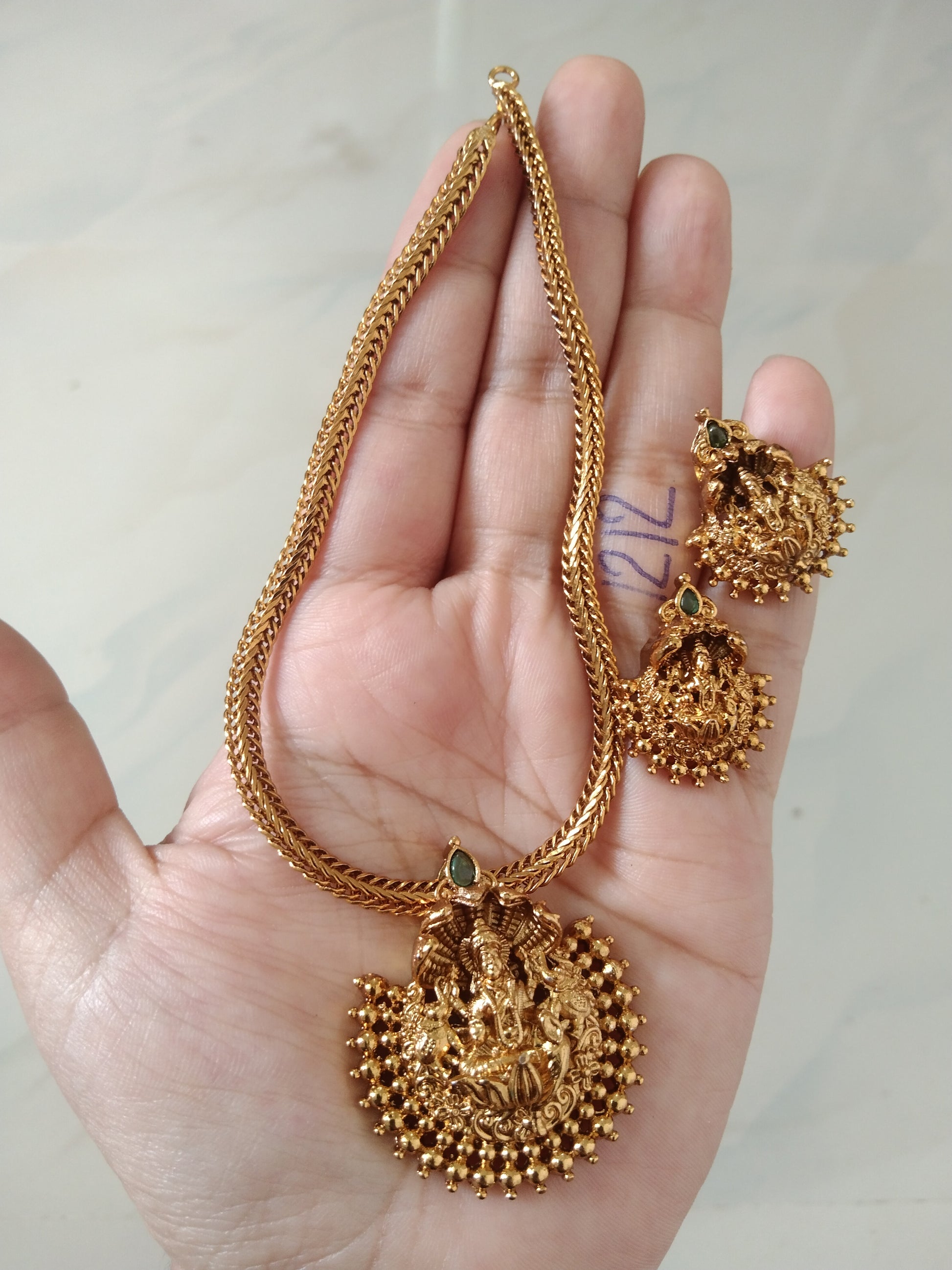 Lakshmi Pendant Necklace Set V5