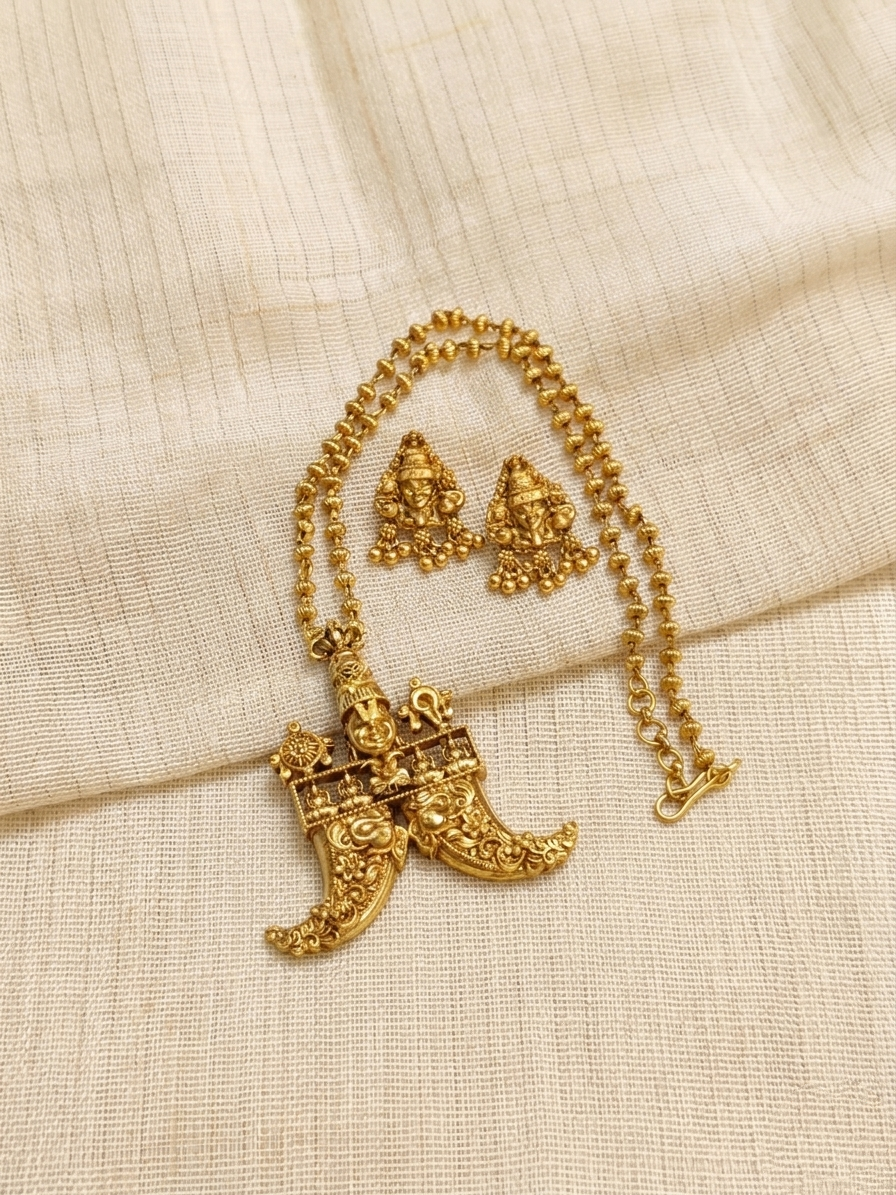 Balaji Pendant Mid Long Necklace Set