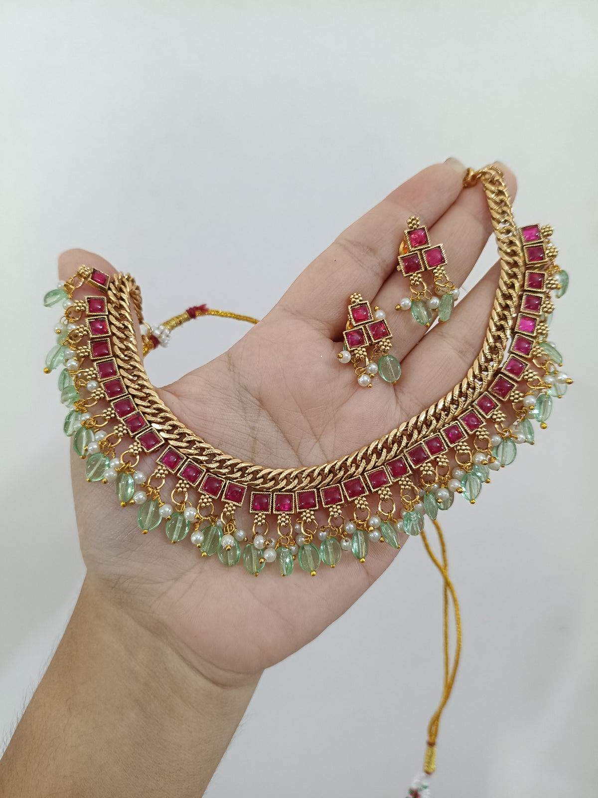 Matte Finish Kemp Stone Necklace Set V1