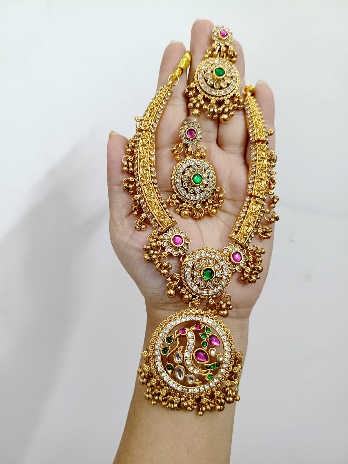 Non Idol Hasli Necklace Set V232