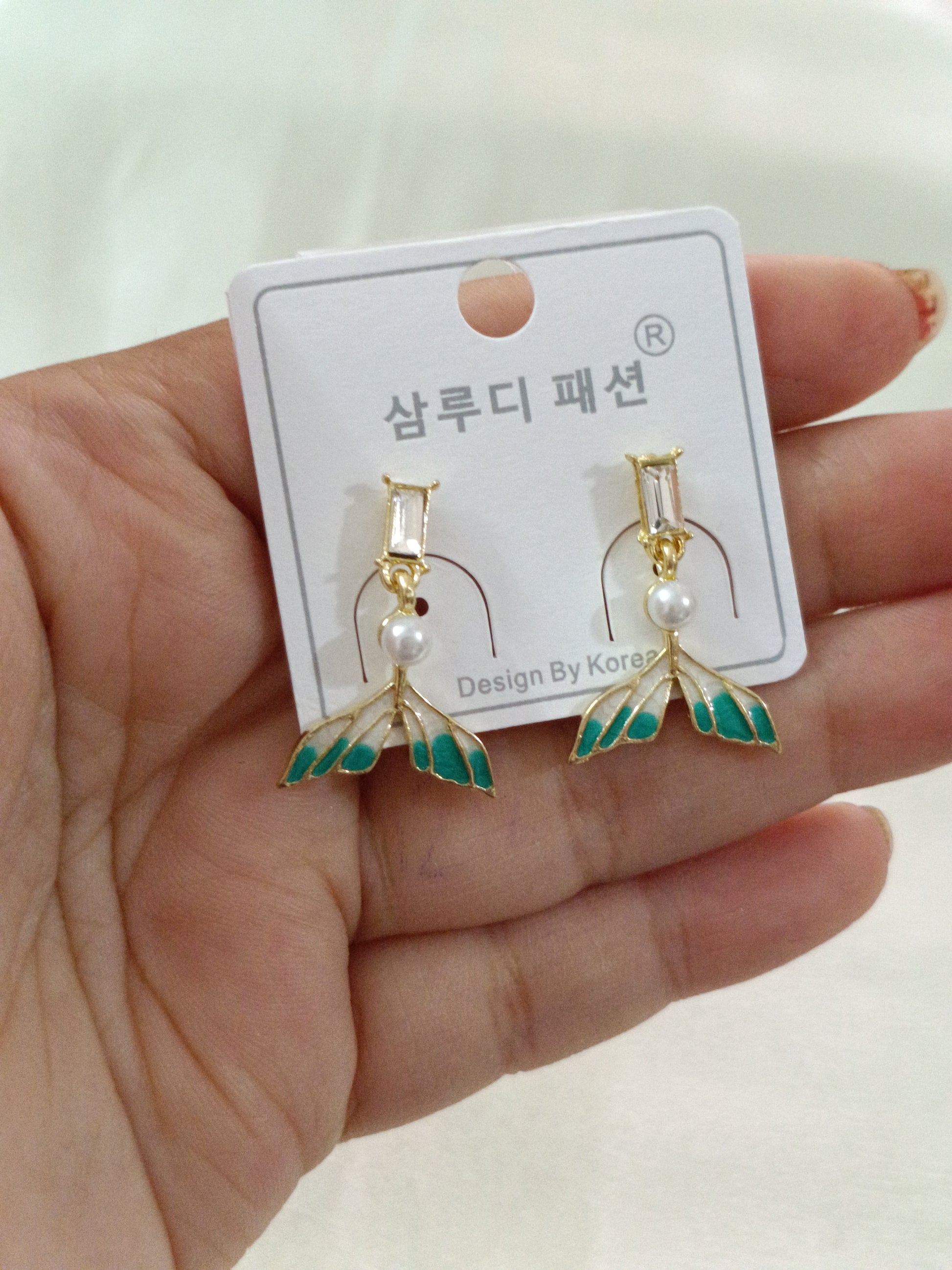 Budget Earring V4