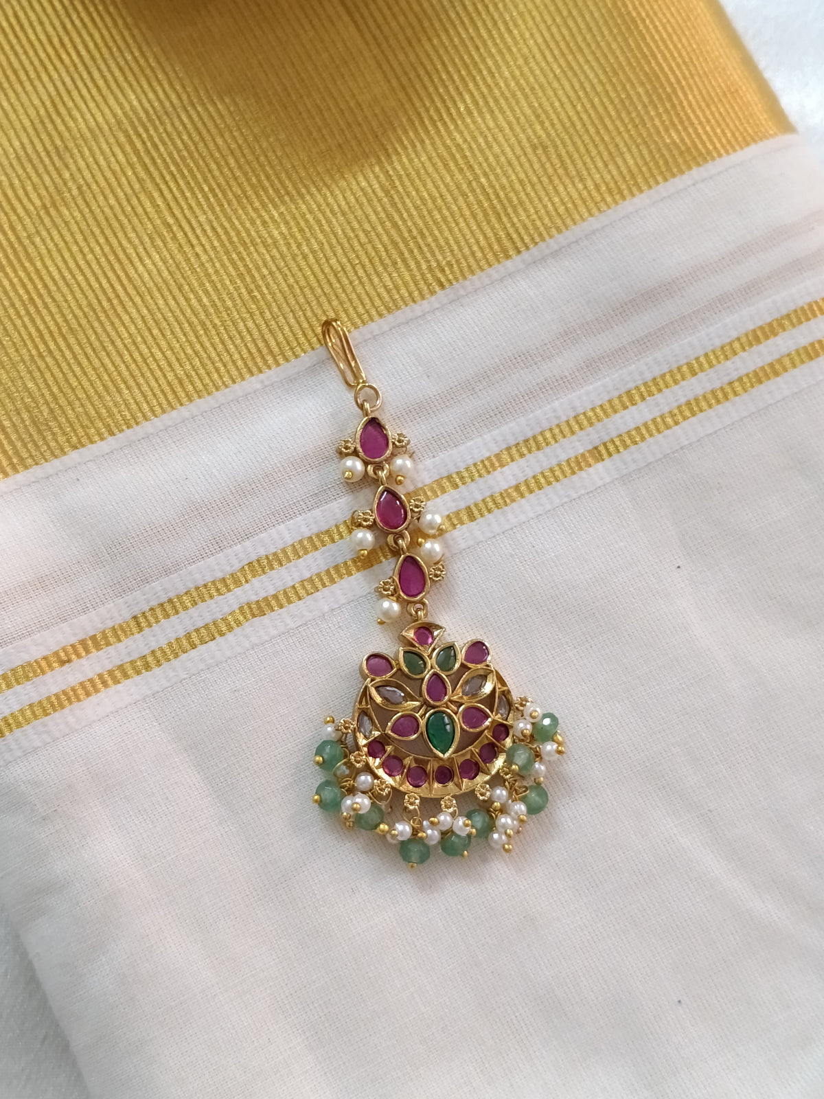 Kemp Maang Tikka