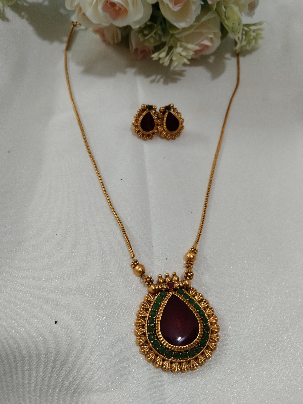 Low Budget Gopi Pendant Long Necklace Set 1