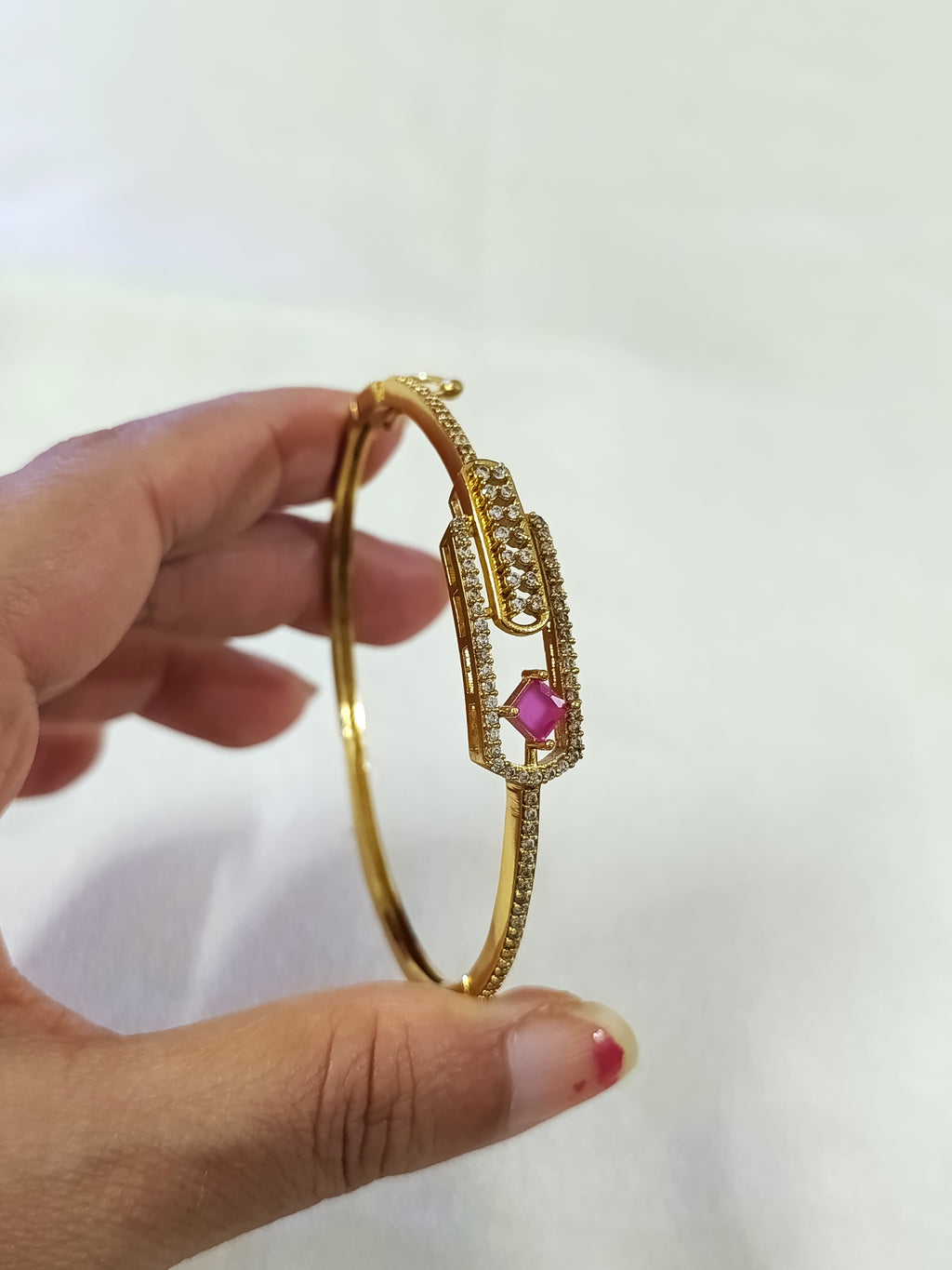 AD Open Bangle V7