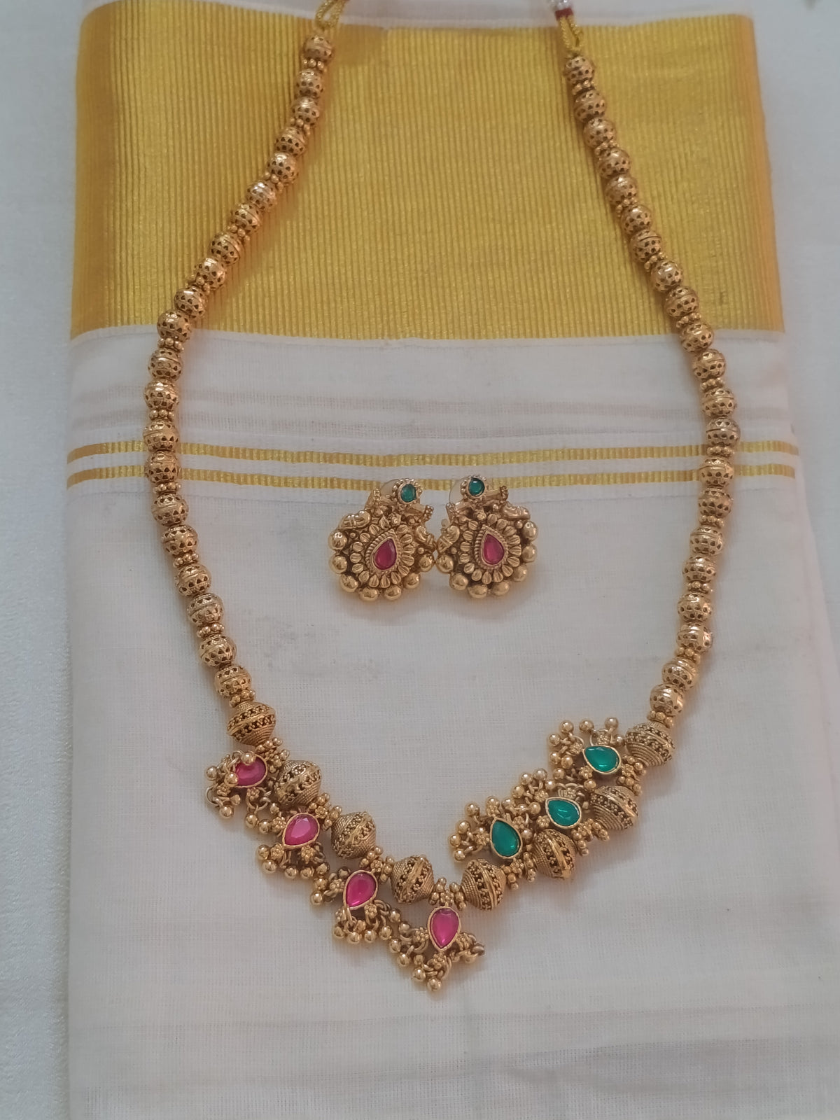 Matte Finish Reversible Mid Long Necklace Set