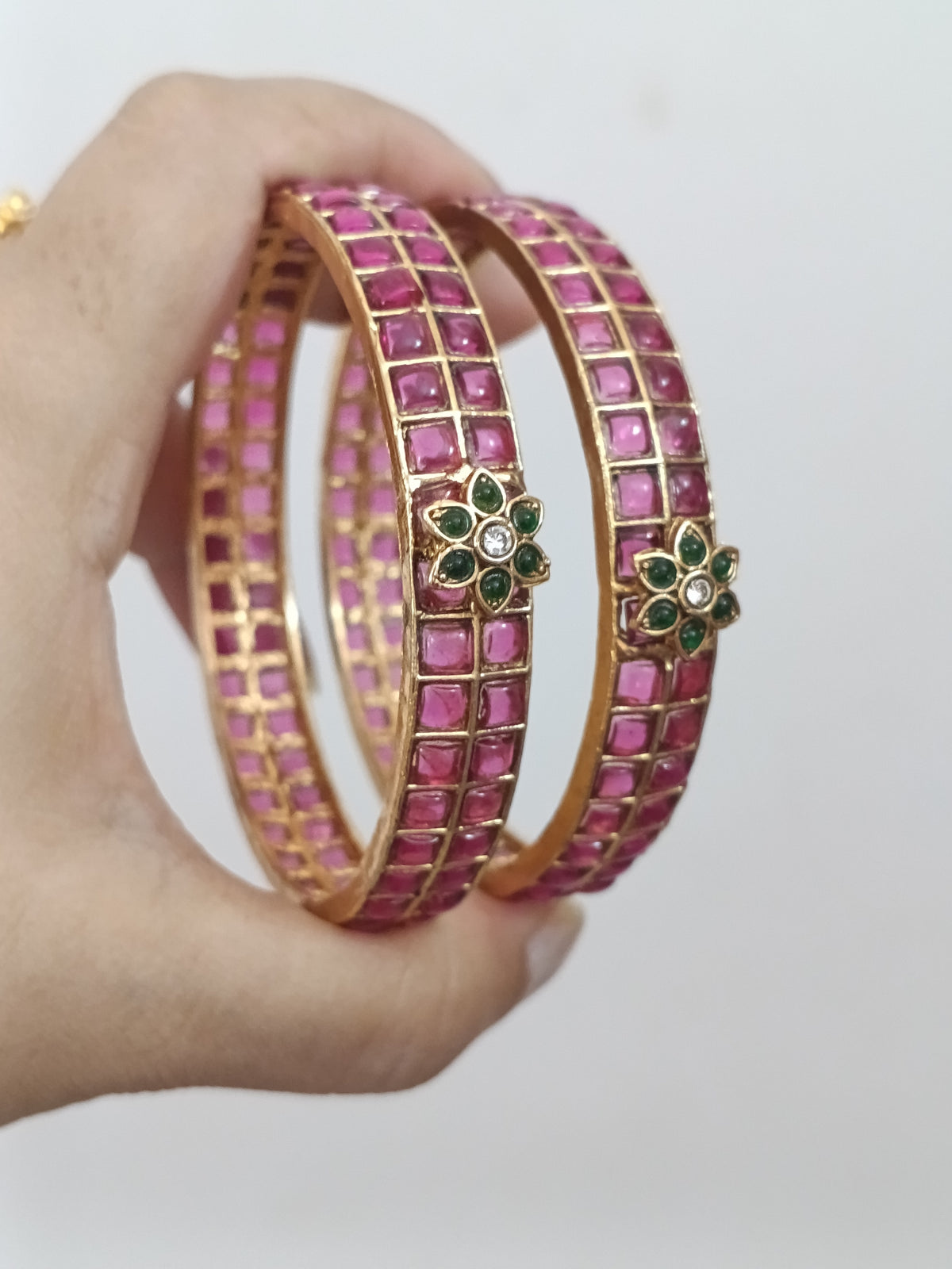 Matte Finish Kemp Stone Bangles of 2 V4