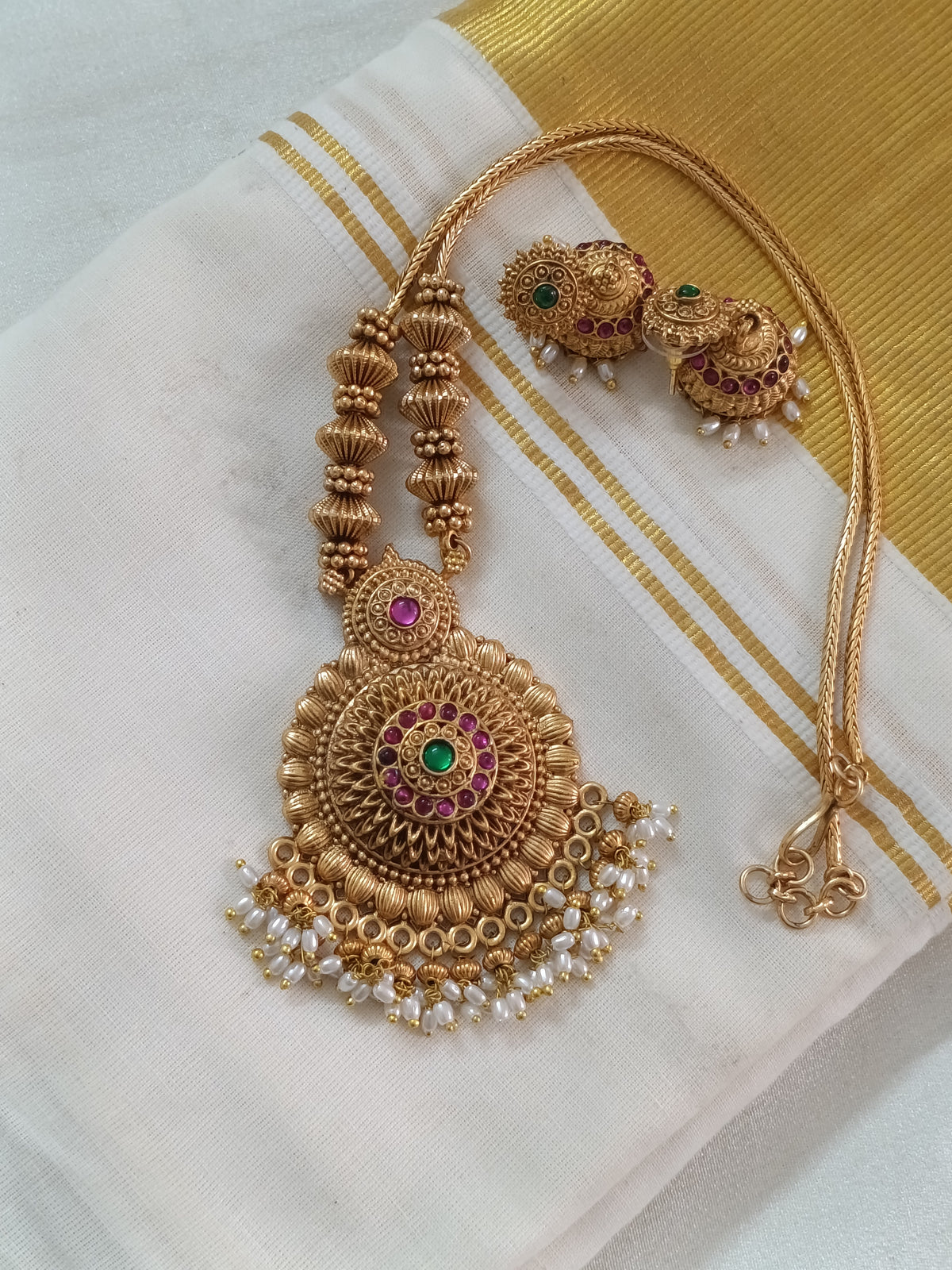 Non Idol Pendant Mid Long Necklace Set V18