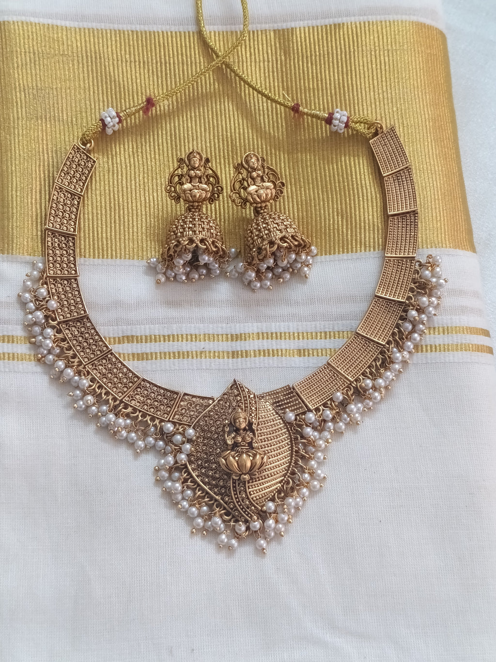 Matte Finish Lakshmi Necklace Set V226