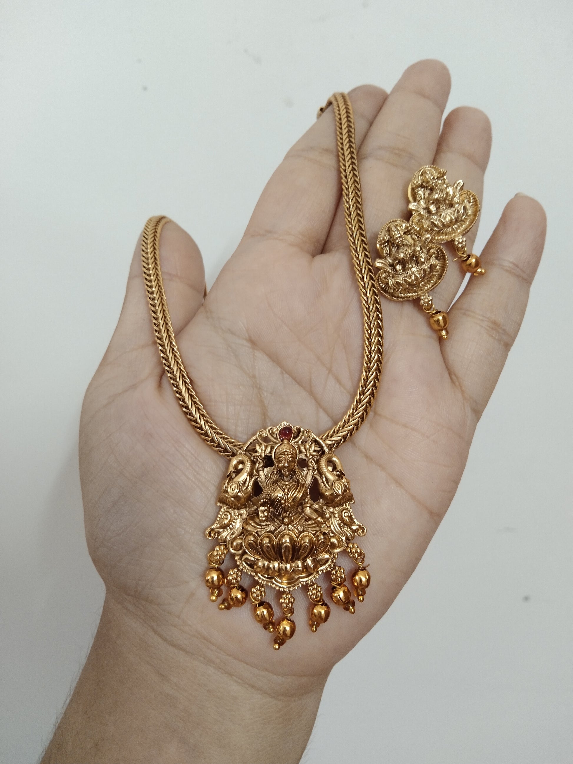Lakshmi Pendant Necklace V1