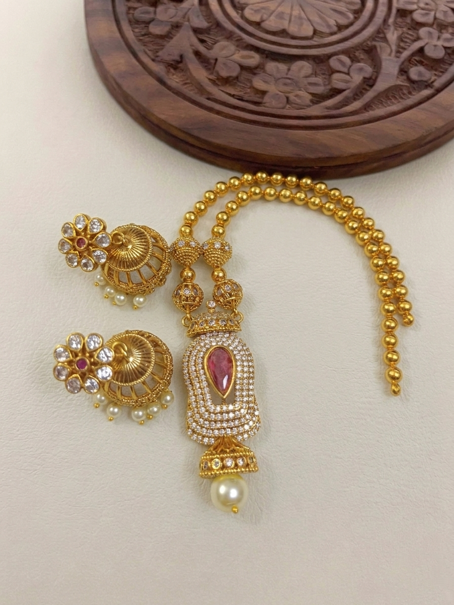 AD Thidambu Pendant Necklace Set
