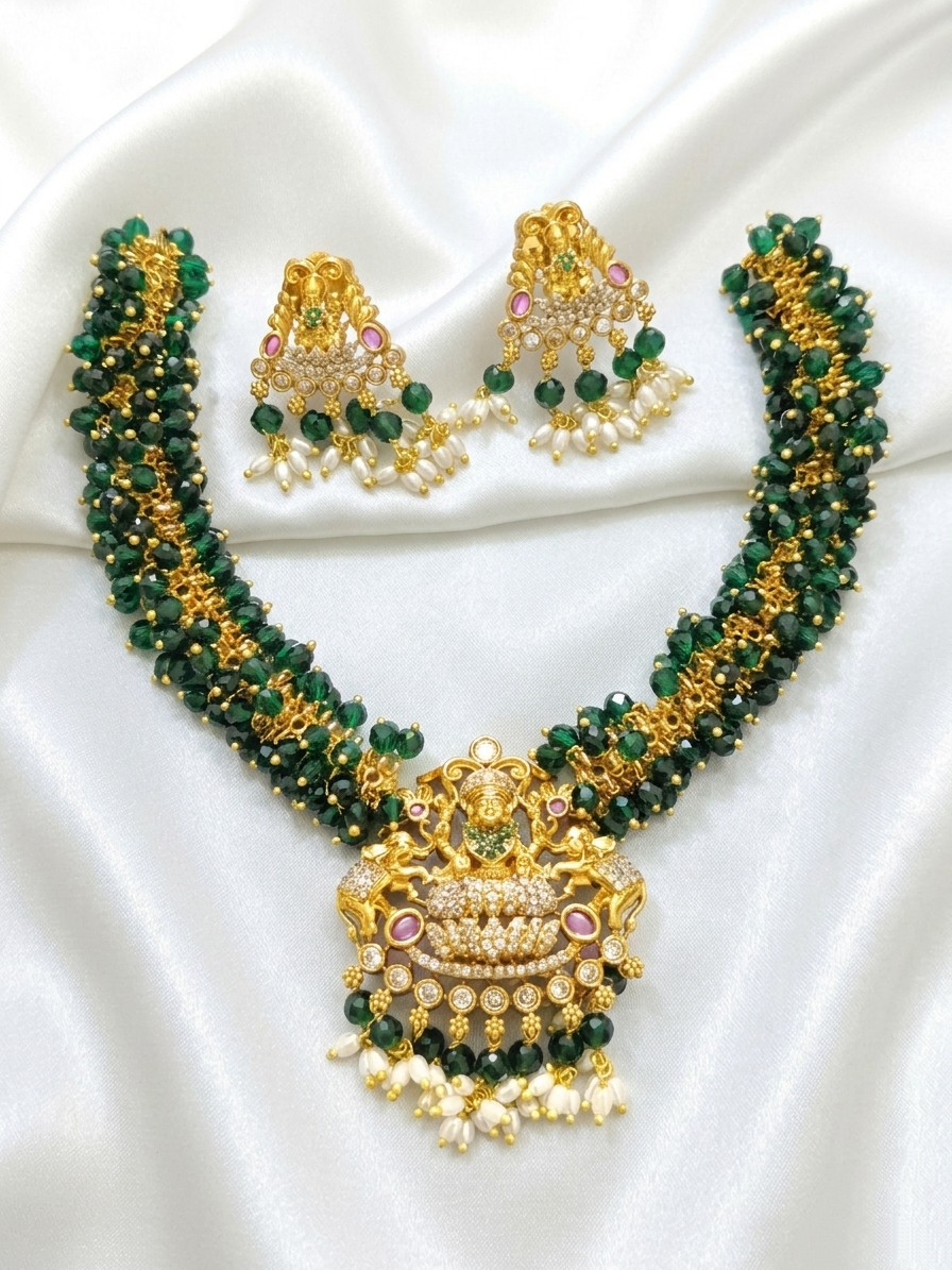 Beaded Lakshmi Pendant Necklace Set V2