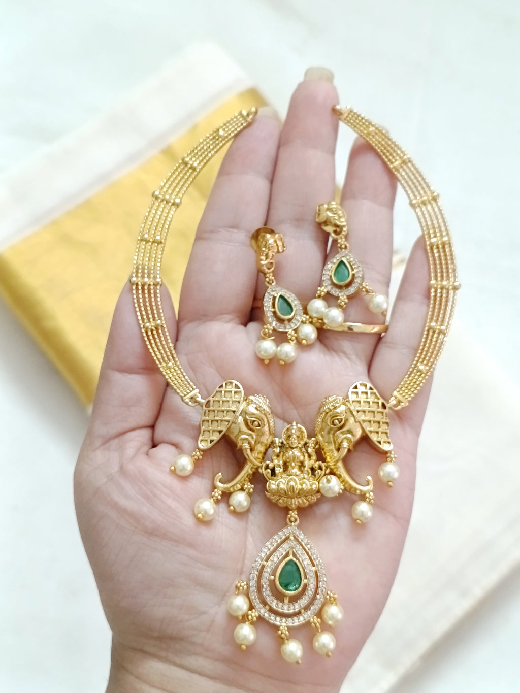 Gaja Hasli Necklace Set V2