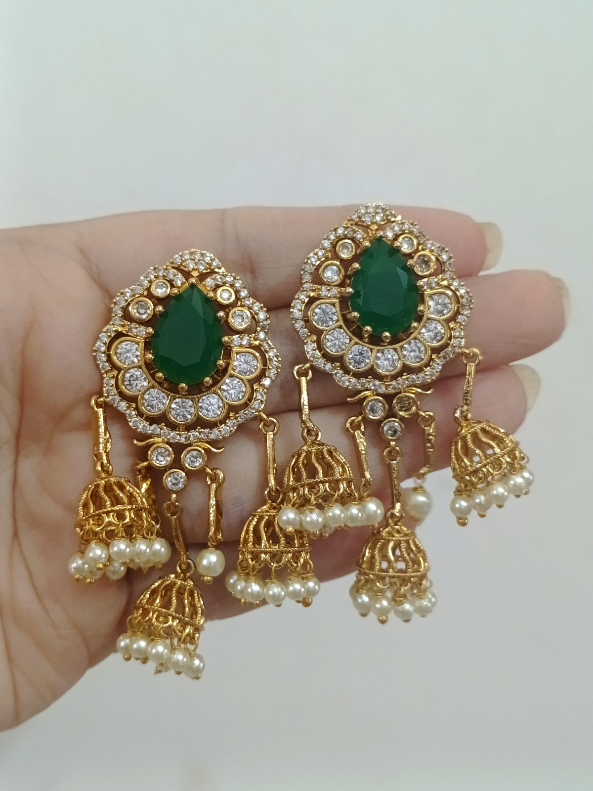 AD Stud Earring 218