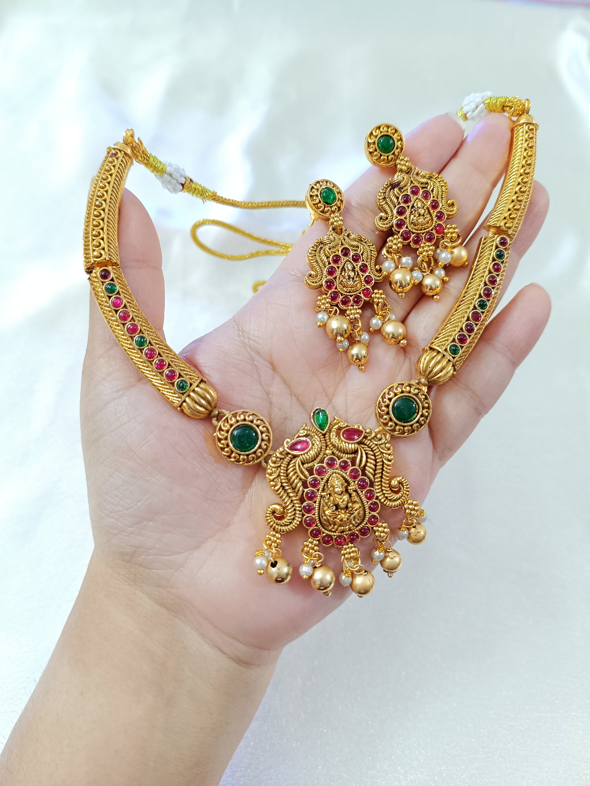 Lakshmi Hasli Necklace Set V2