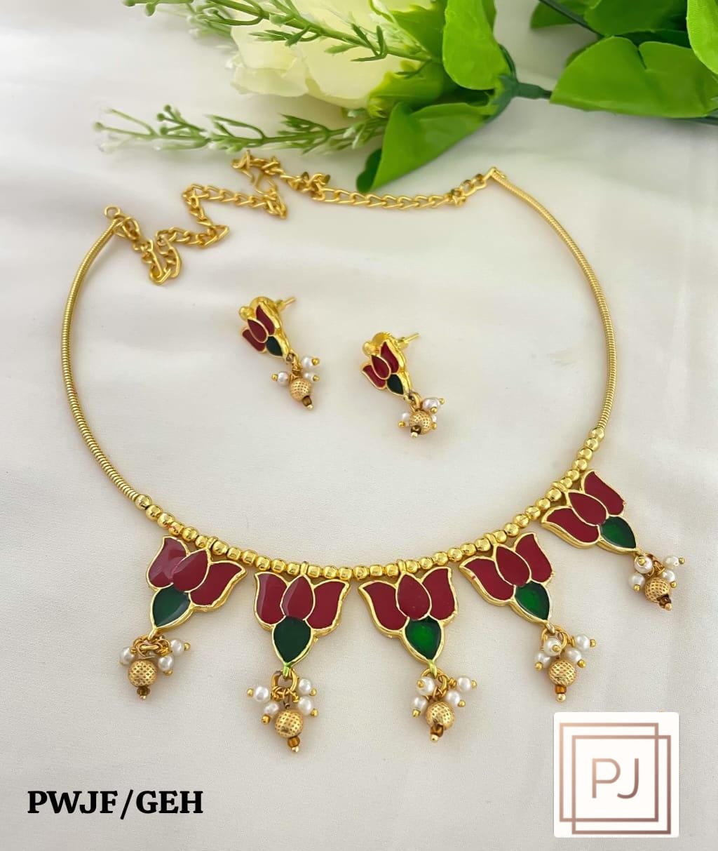 Lotus Hasli Set