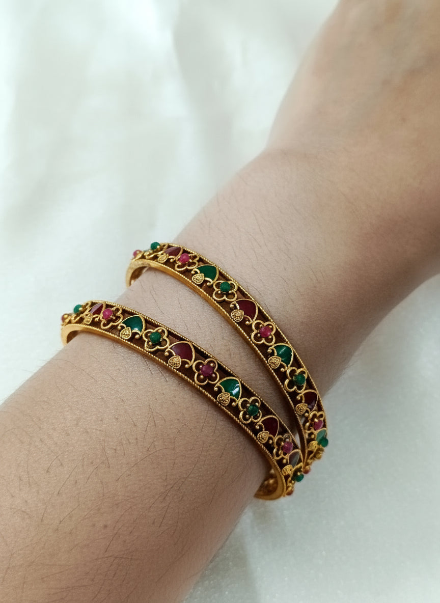 Low Budget Palakka Bangle Set of 2