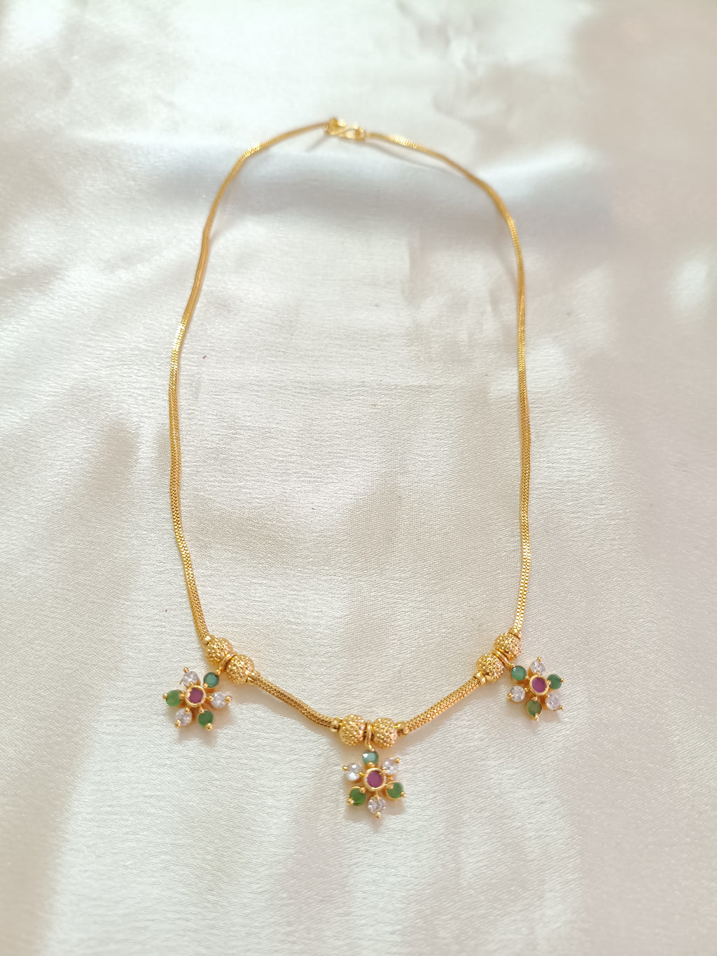 Micro Polish Flower Pendant Necklace Set