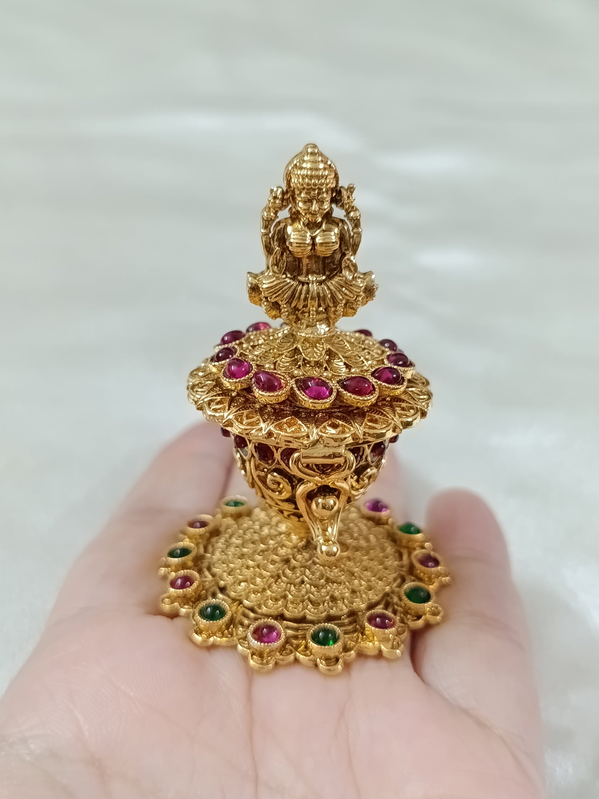 Lakshmi Kumkum Box V5