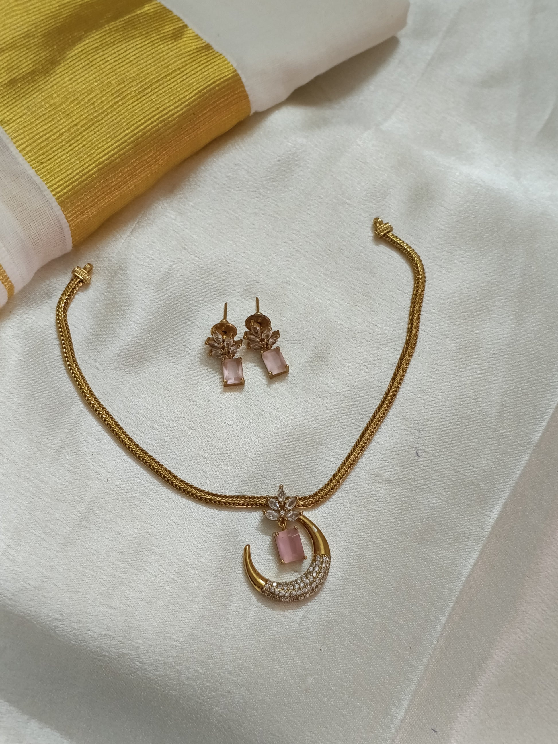 AD Half moon Pendant Necklace Set