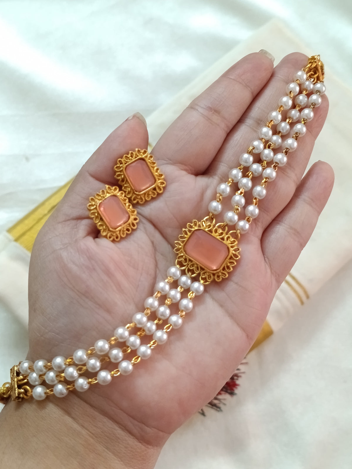 Low Budget Sufi Pearl Choker Set