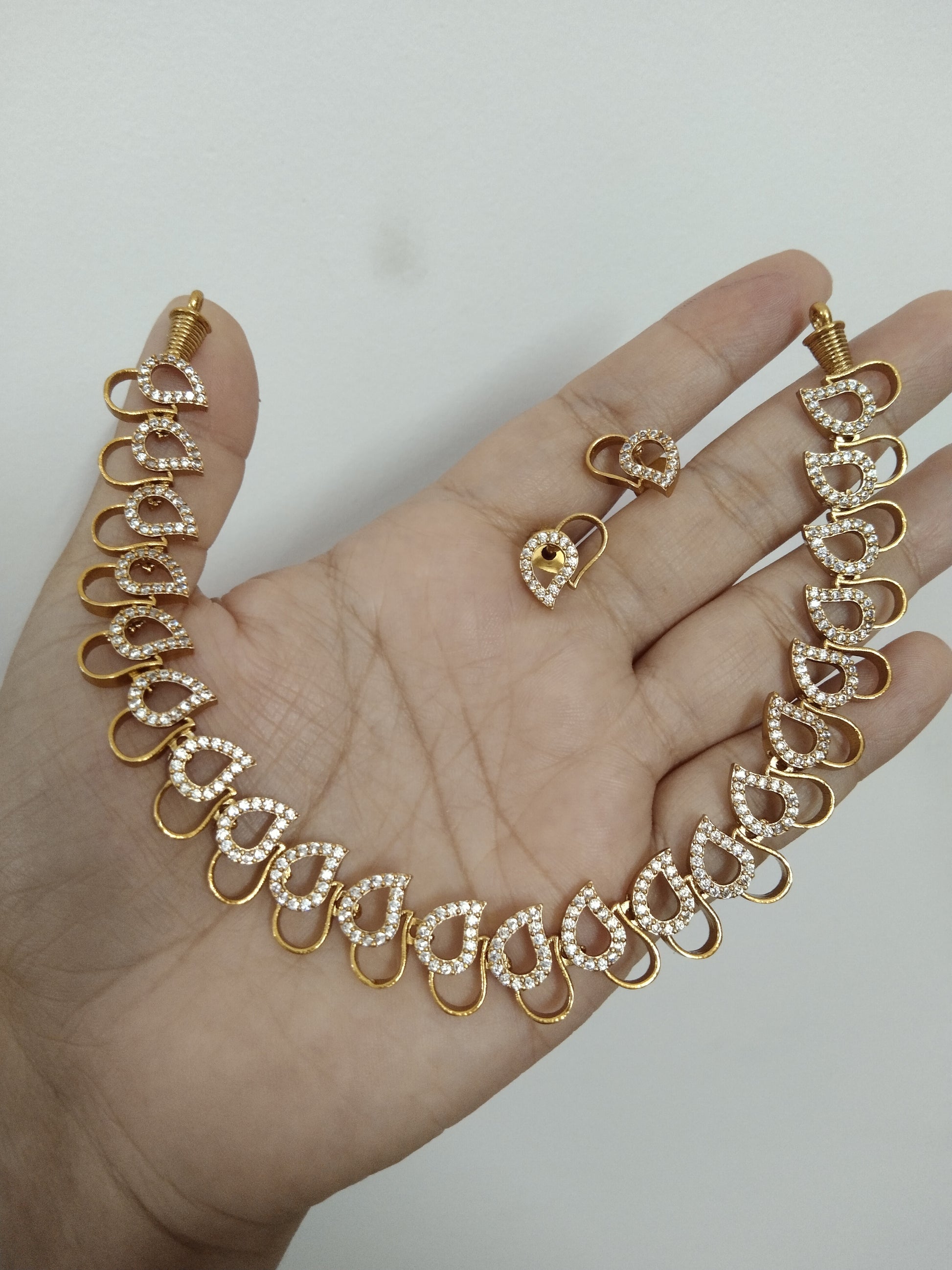 AD Mango Necklace