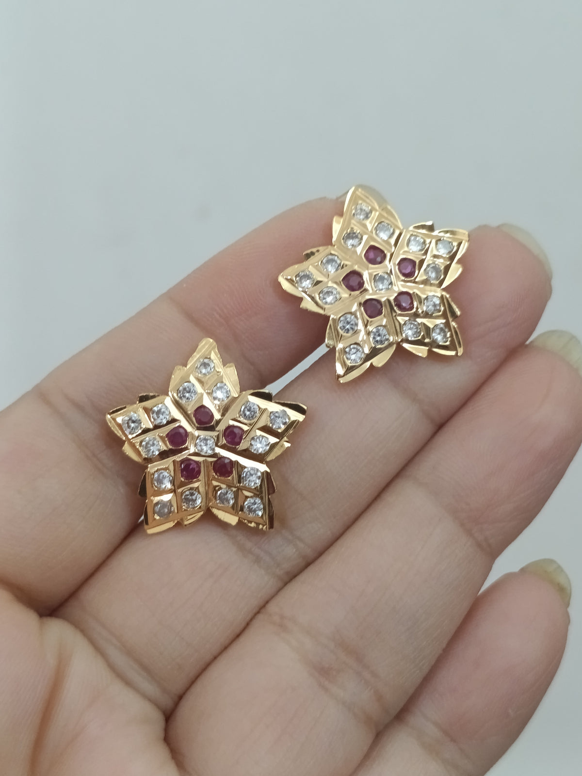 Micro Polish Impon Earring V3