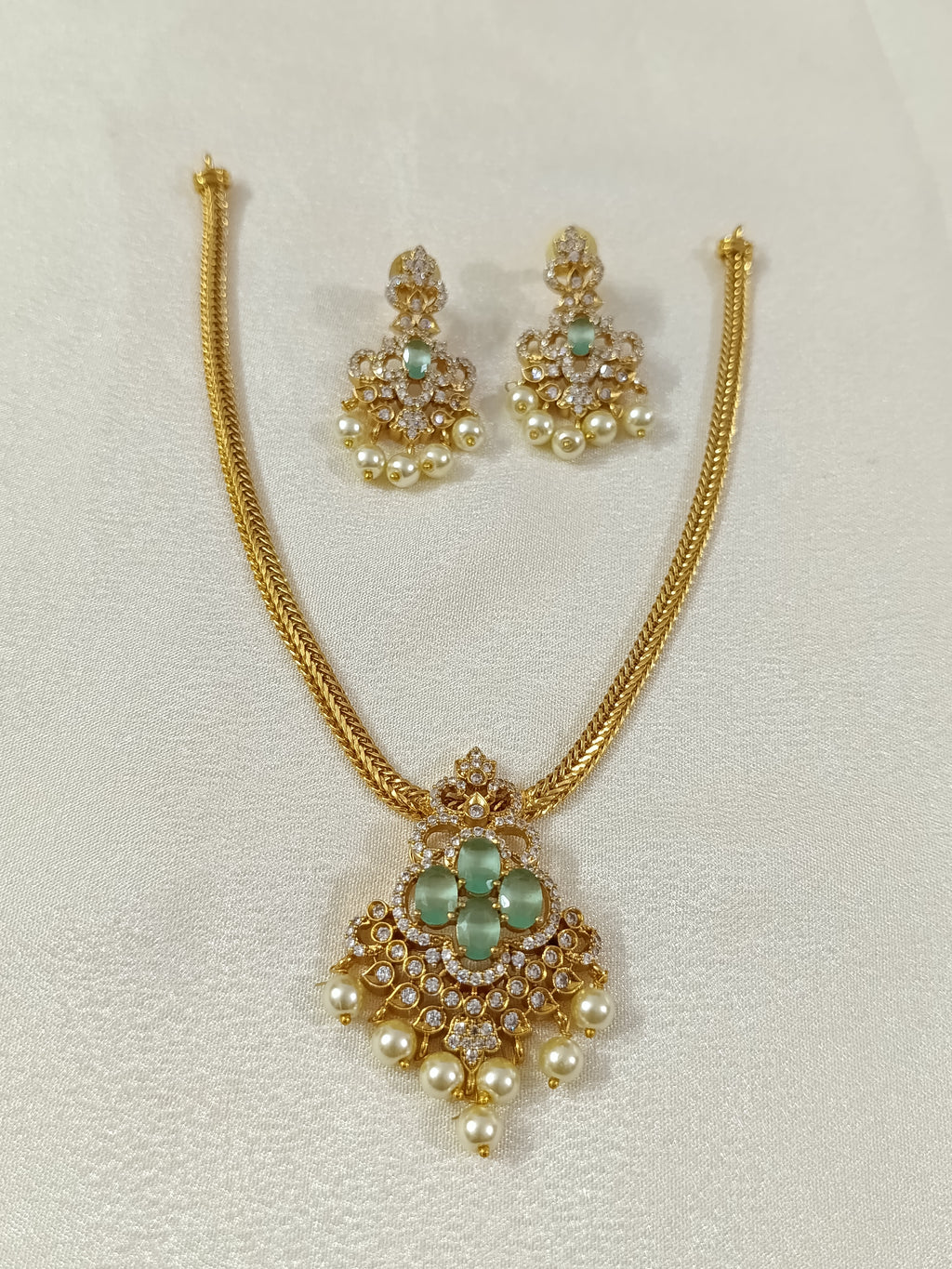 AD Attigai Necklace Set