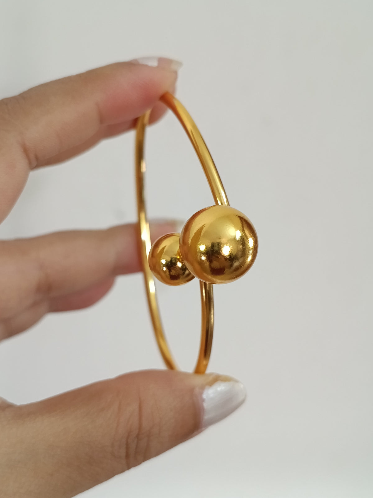 Micro Polish Clip Bangle V1
