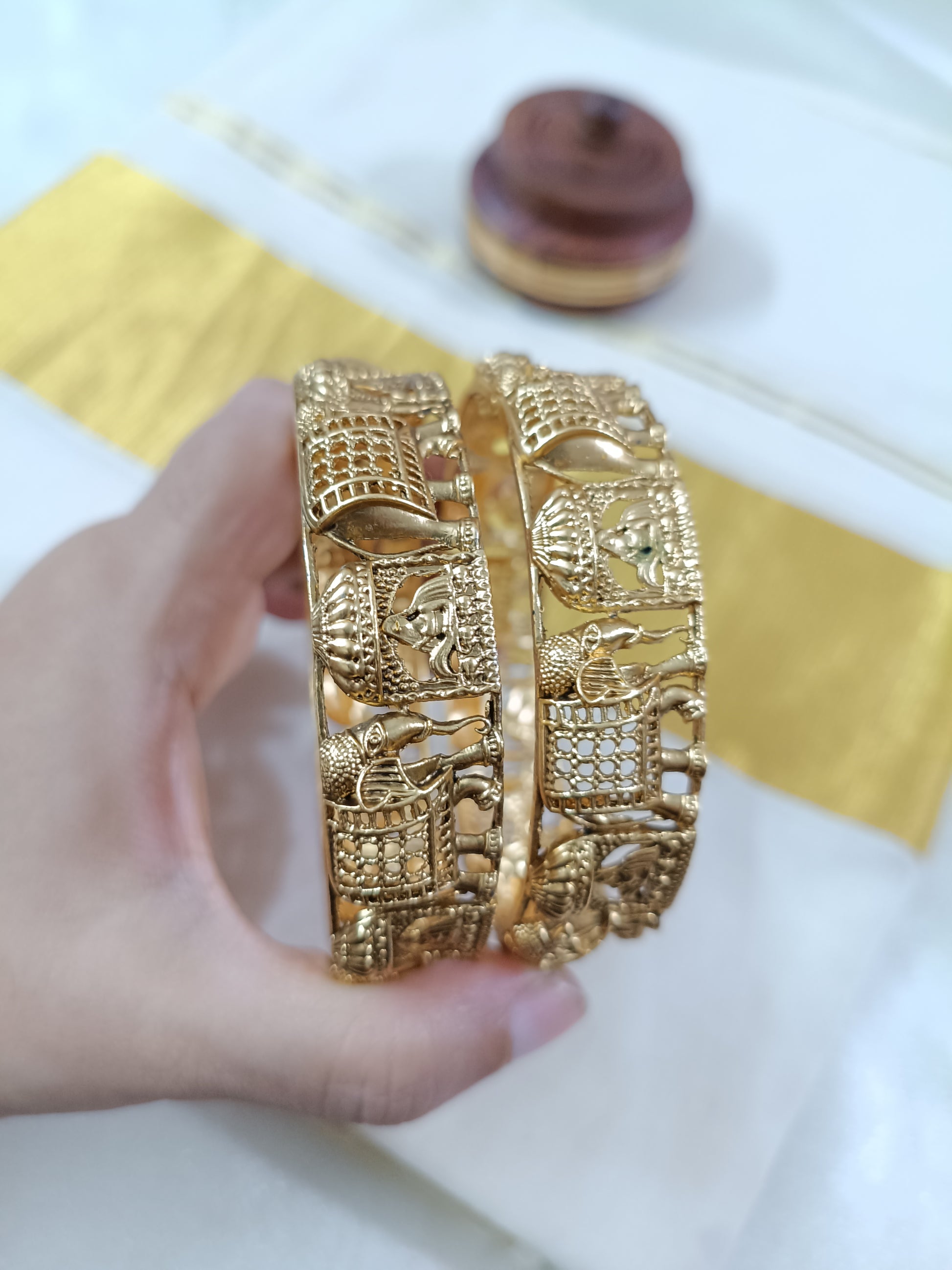 Elephant Broad Bangle of 2 V2