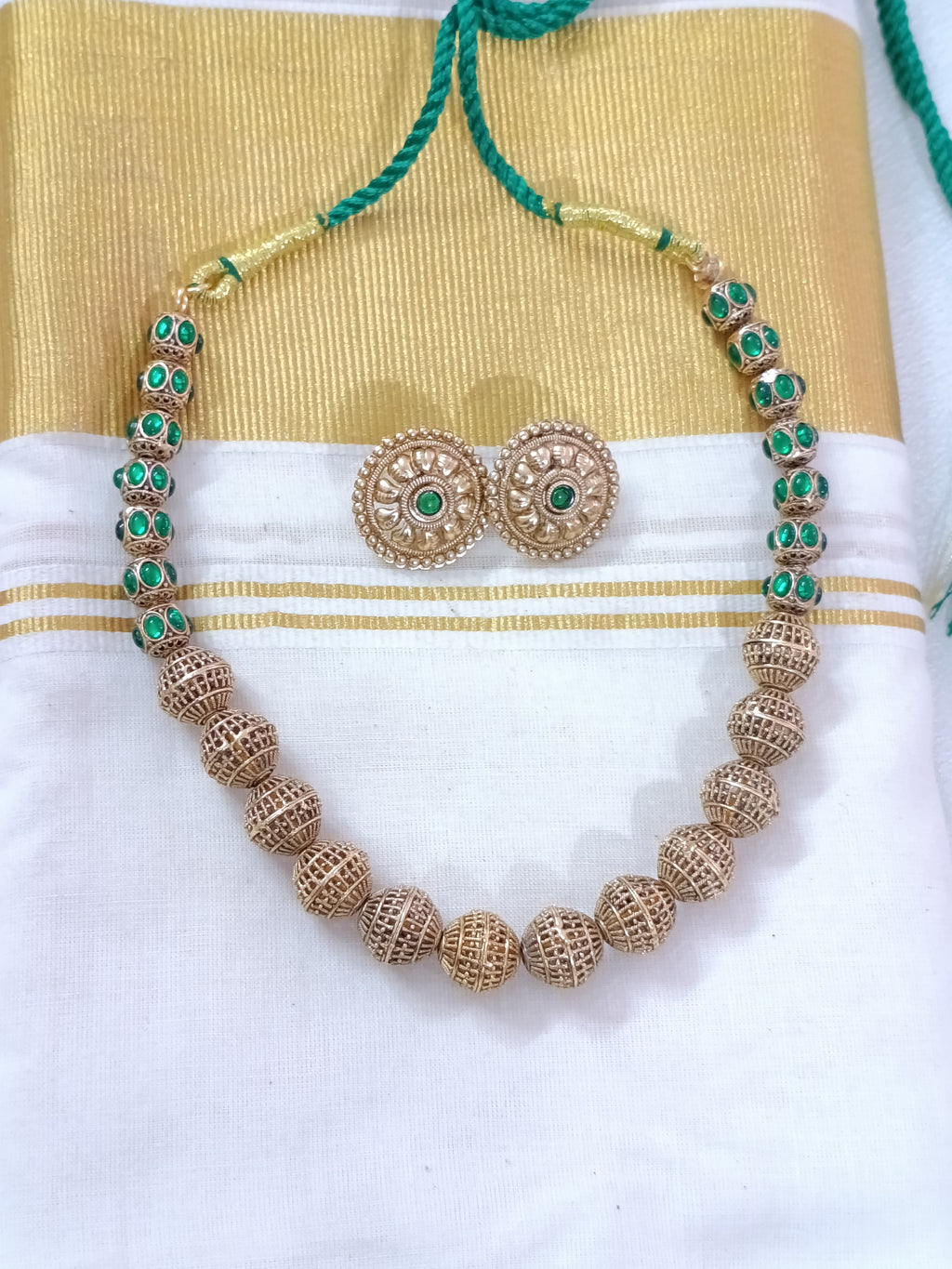 Matte Finish Ball Necklace Set V2