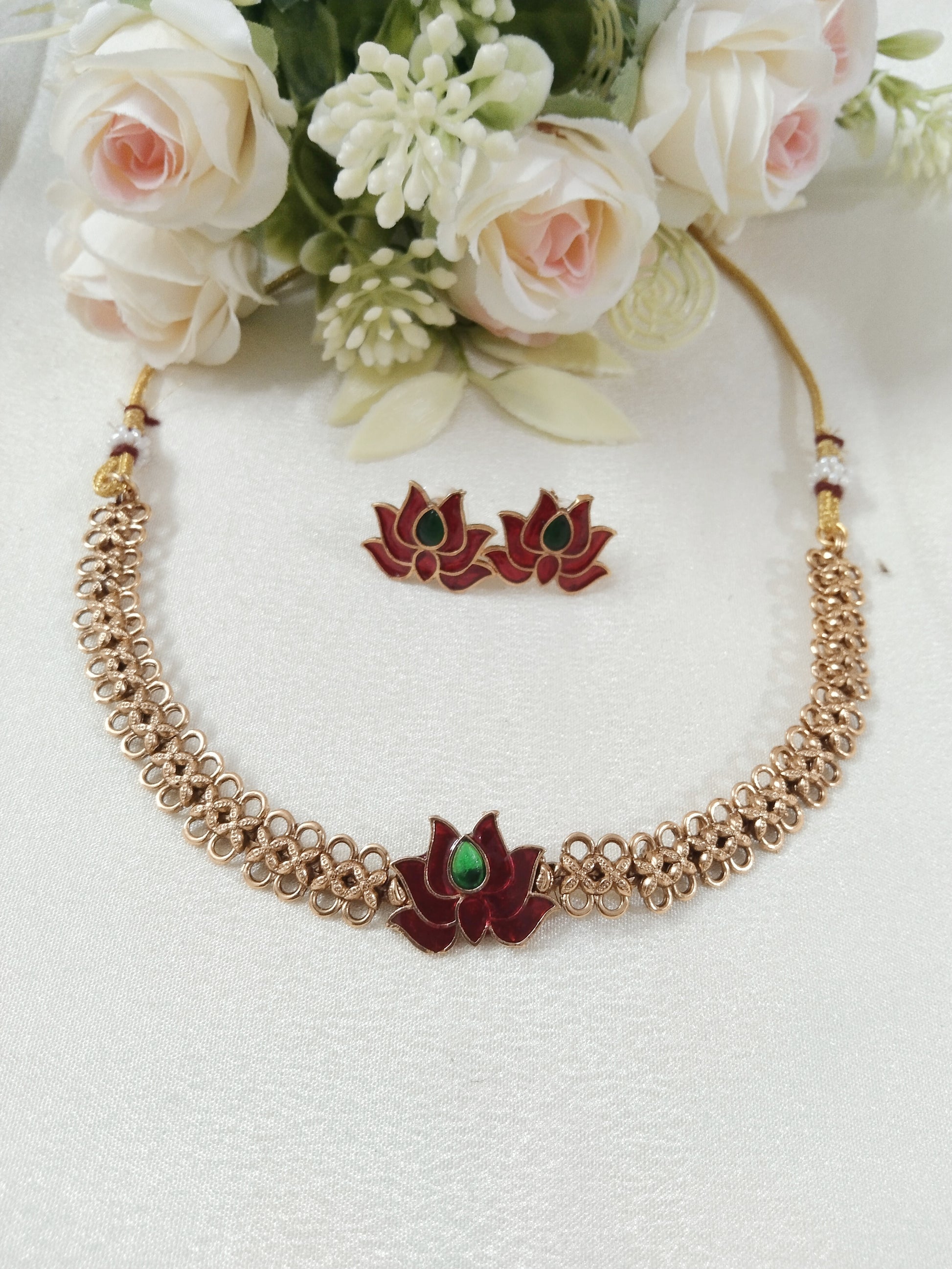 Lotus Choker Set V2
